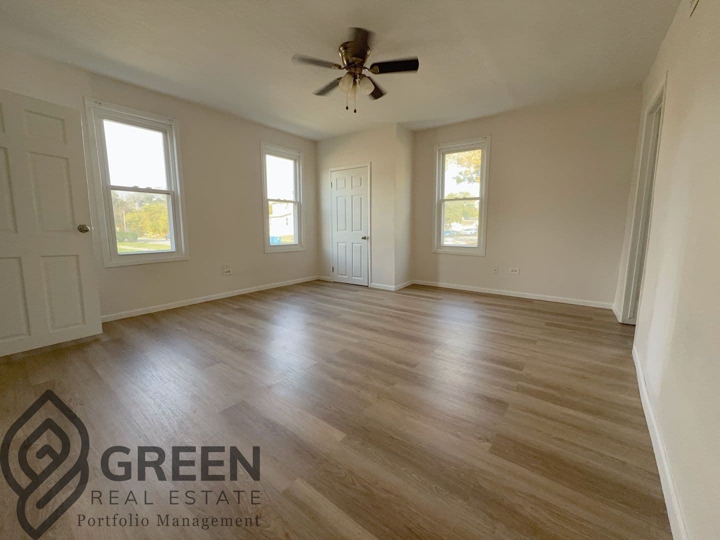 Kankakee Apartment: 592 N Dearborn Ave