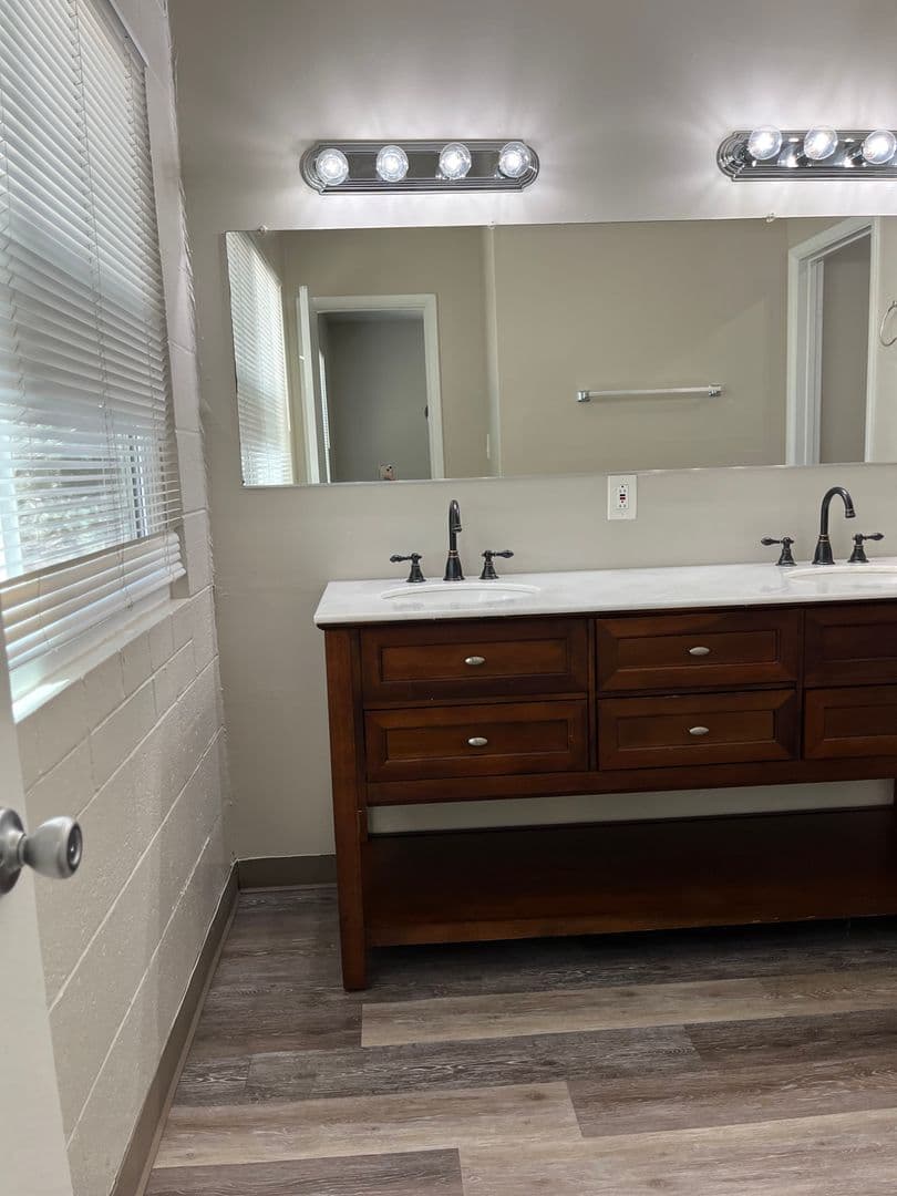 Reno Apartment: 58 Vine Street