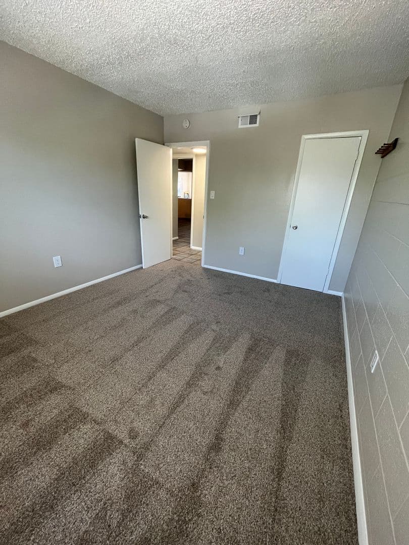 Reno Apartment: 58 Vine Street