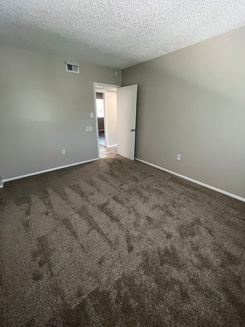 Reno Apartment: 58 Vine Street