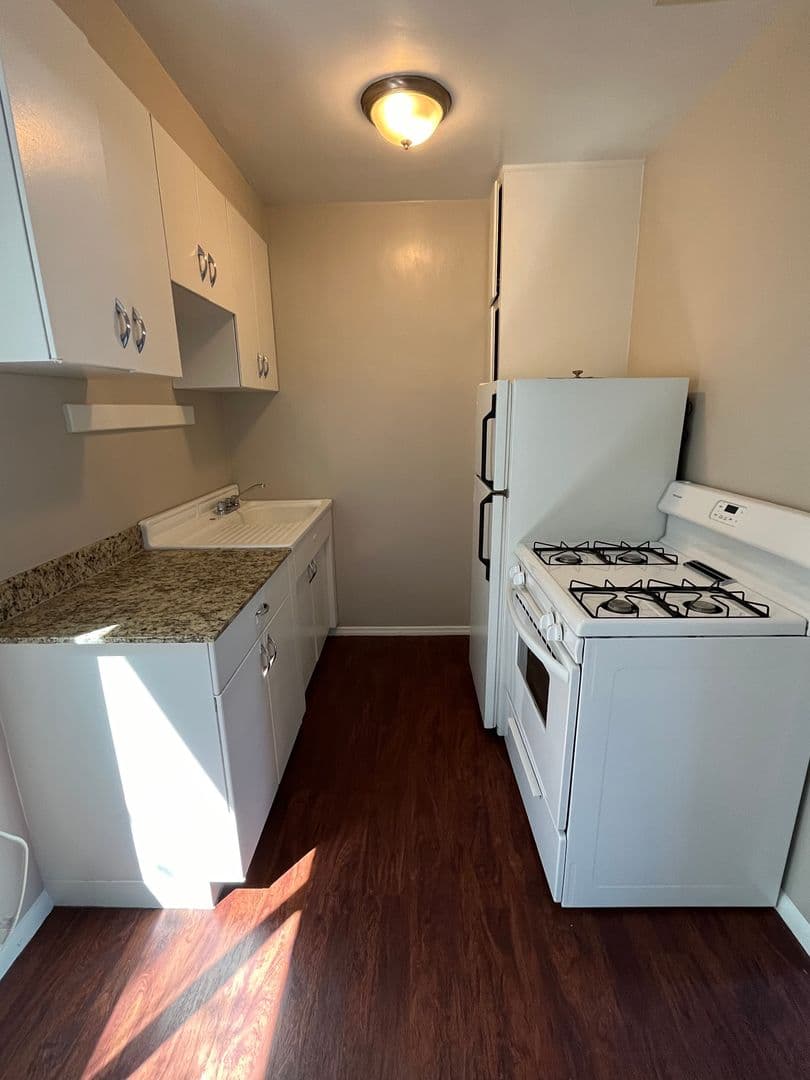 Reno Apartment: 700 Forest Street