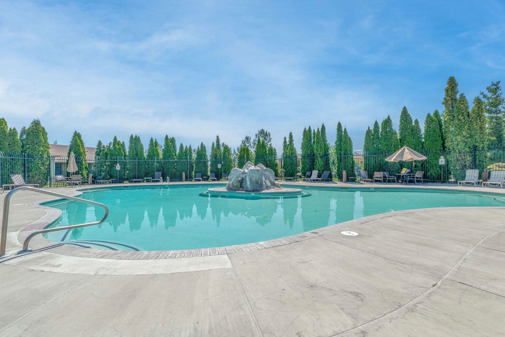 Reno Apartment: 6850 Sharlands Avenue #T2112