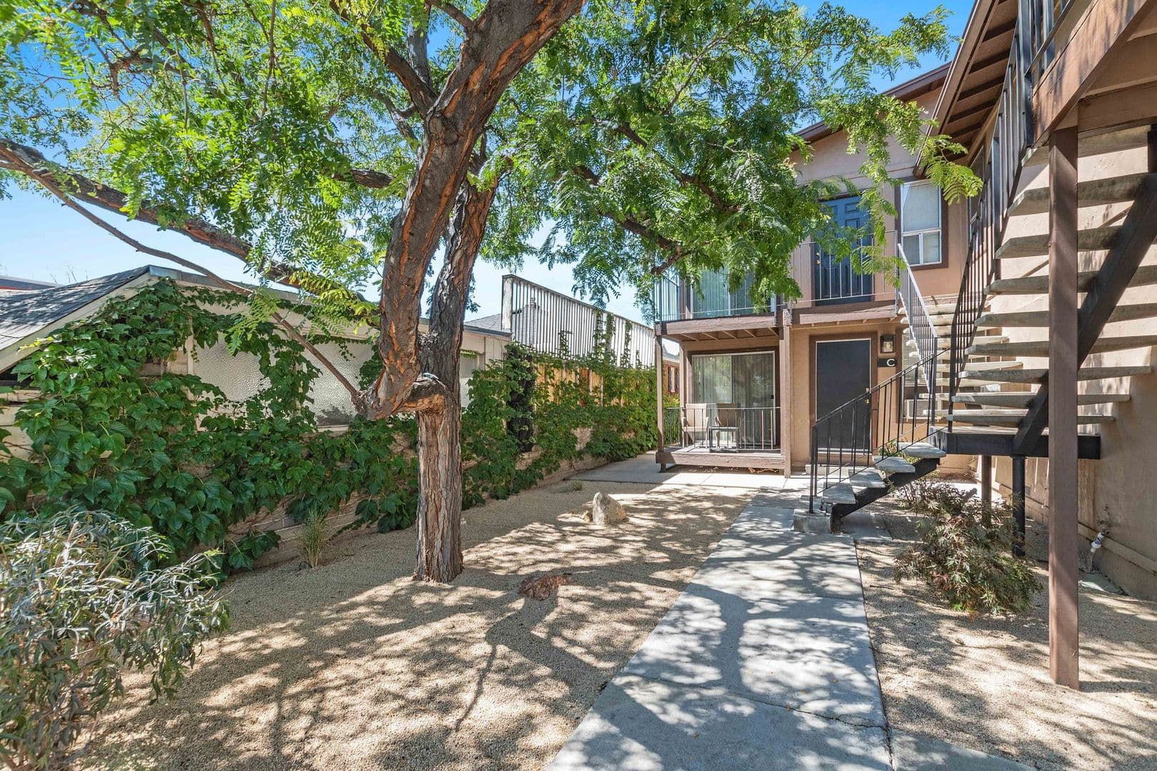 Reno Apartment: 720 Lander Street