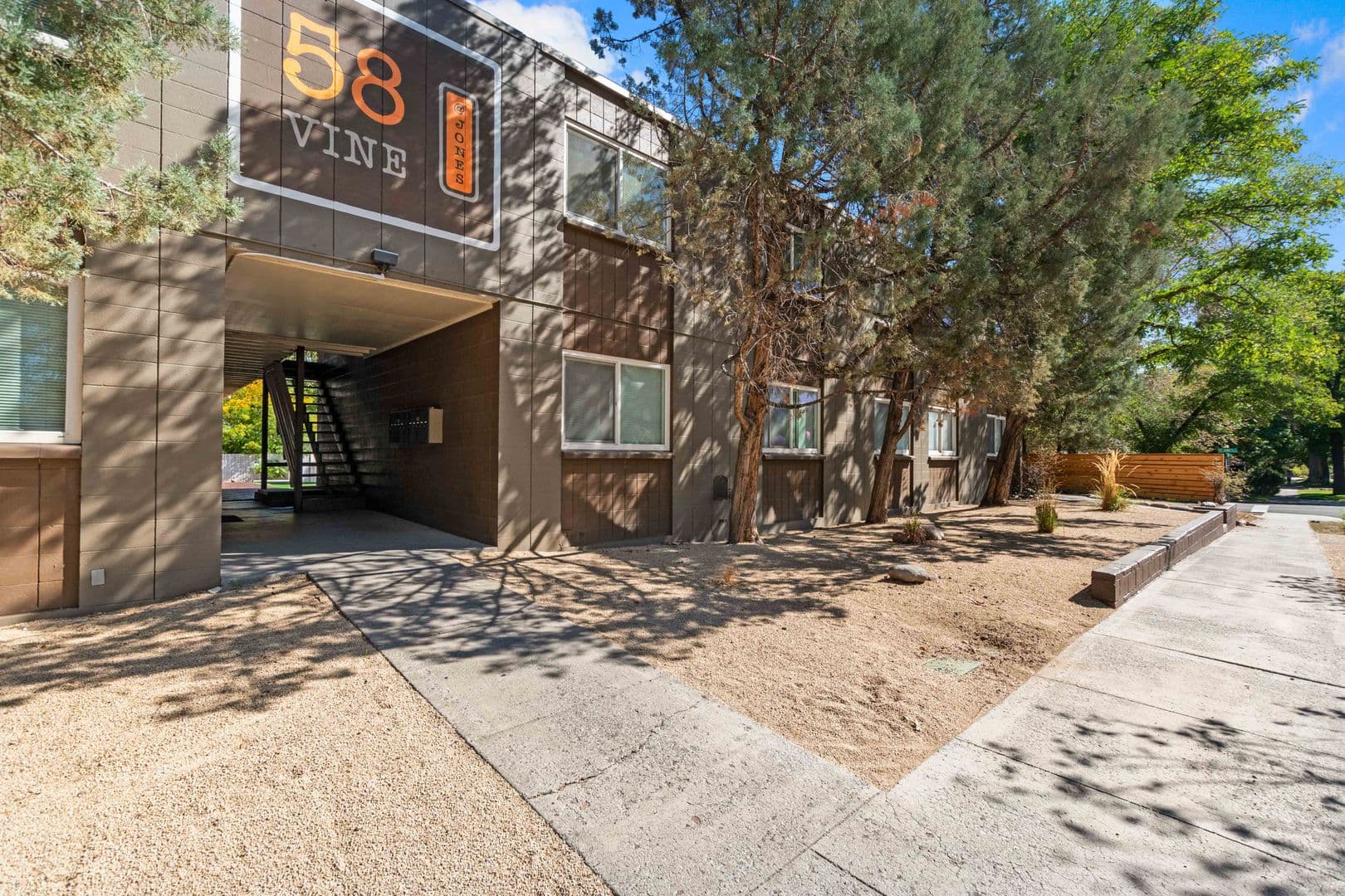 Reno Apartment: 58 Vine Street