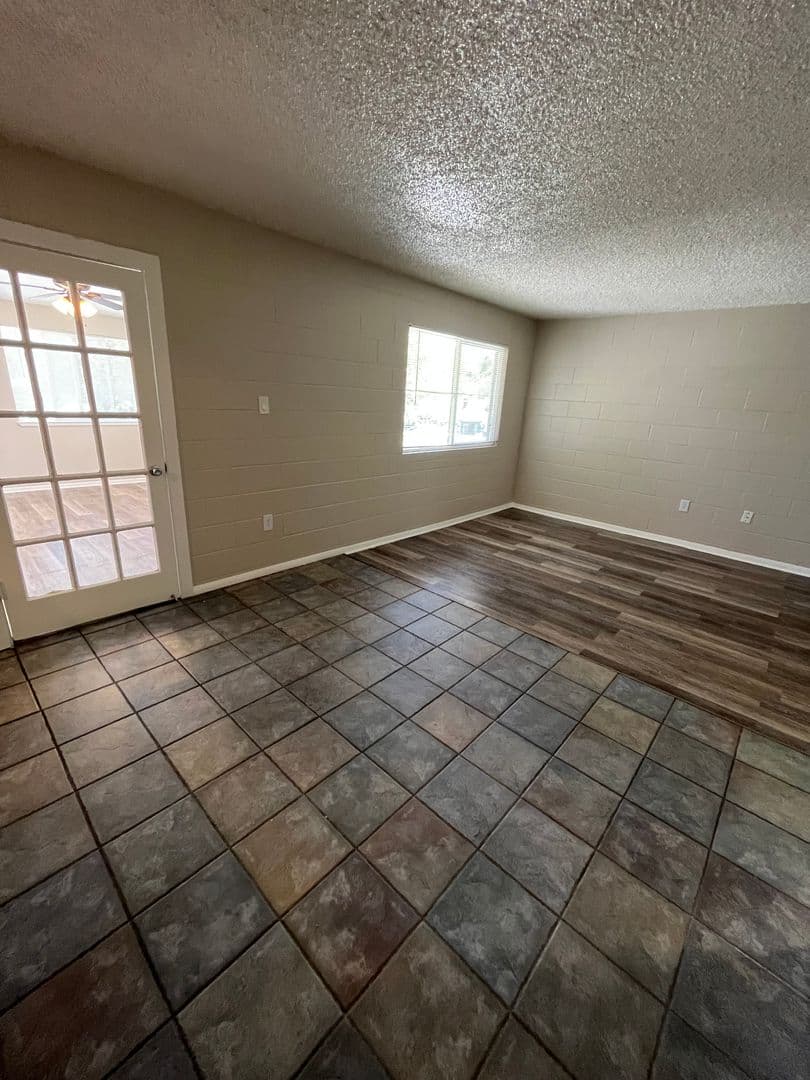 Reno Apartment: 58 Vine Street