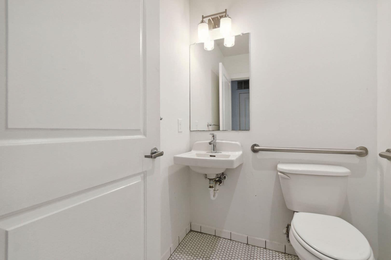 Philadelphia Apartment: 1518 N 15th St