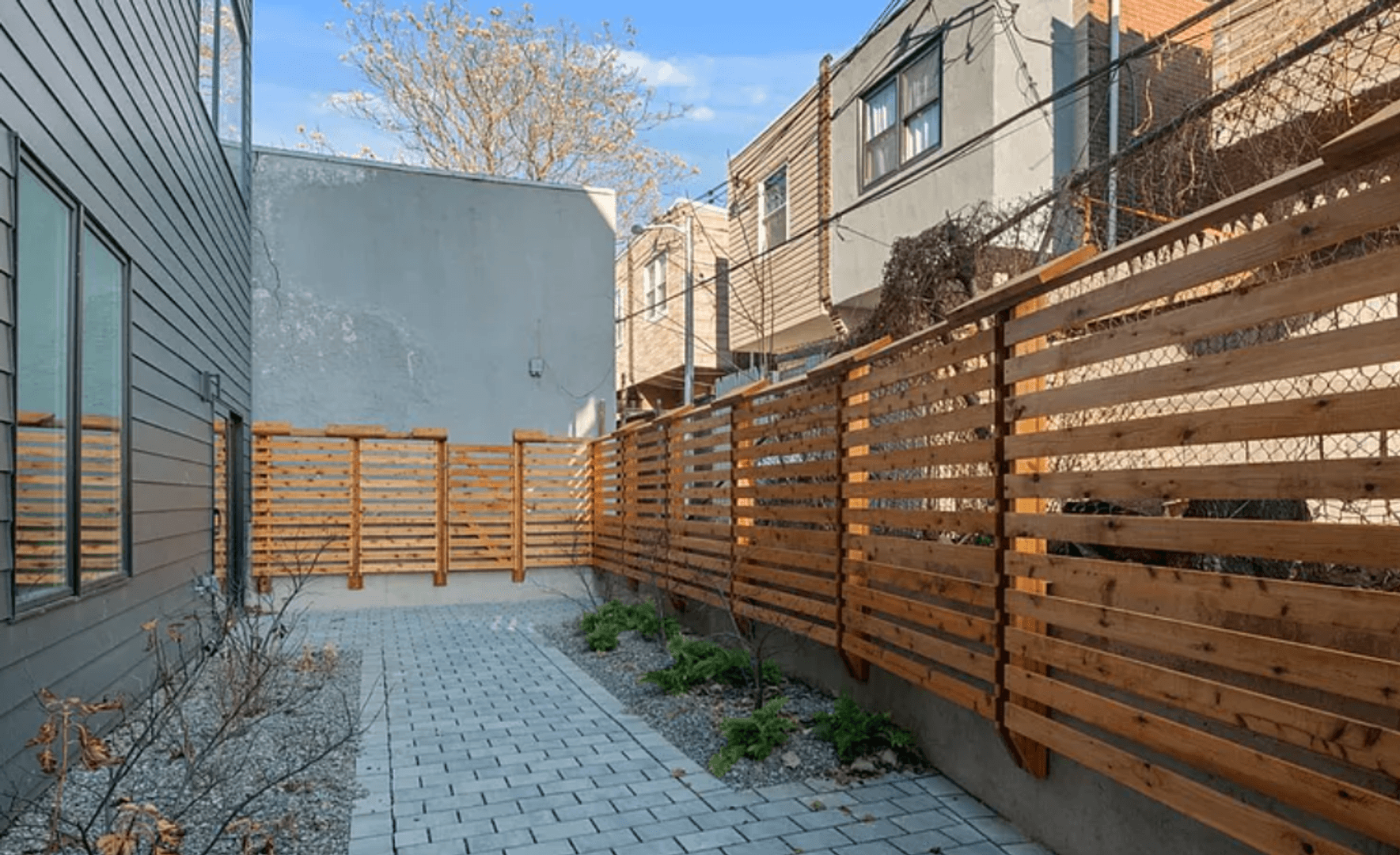 Philadelphia Apartment: 2030 S 20th St