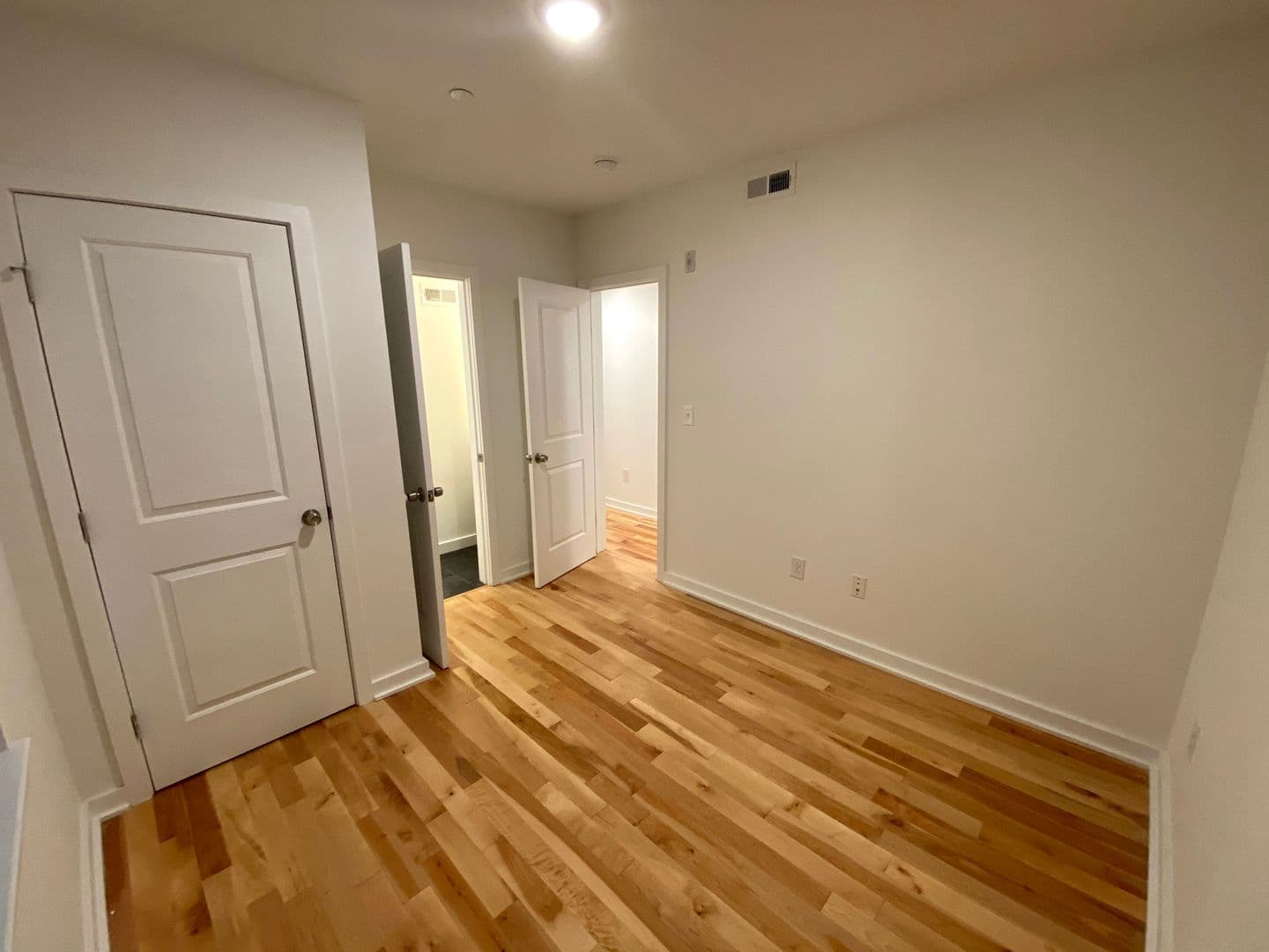 Philadelphia Apartment: 1537 Cecil B Moore