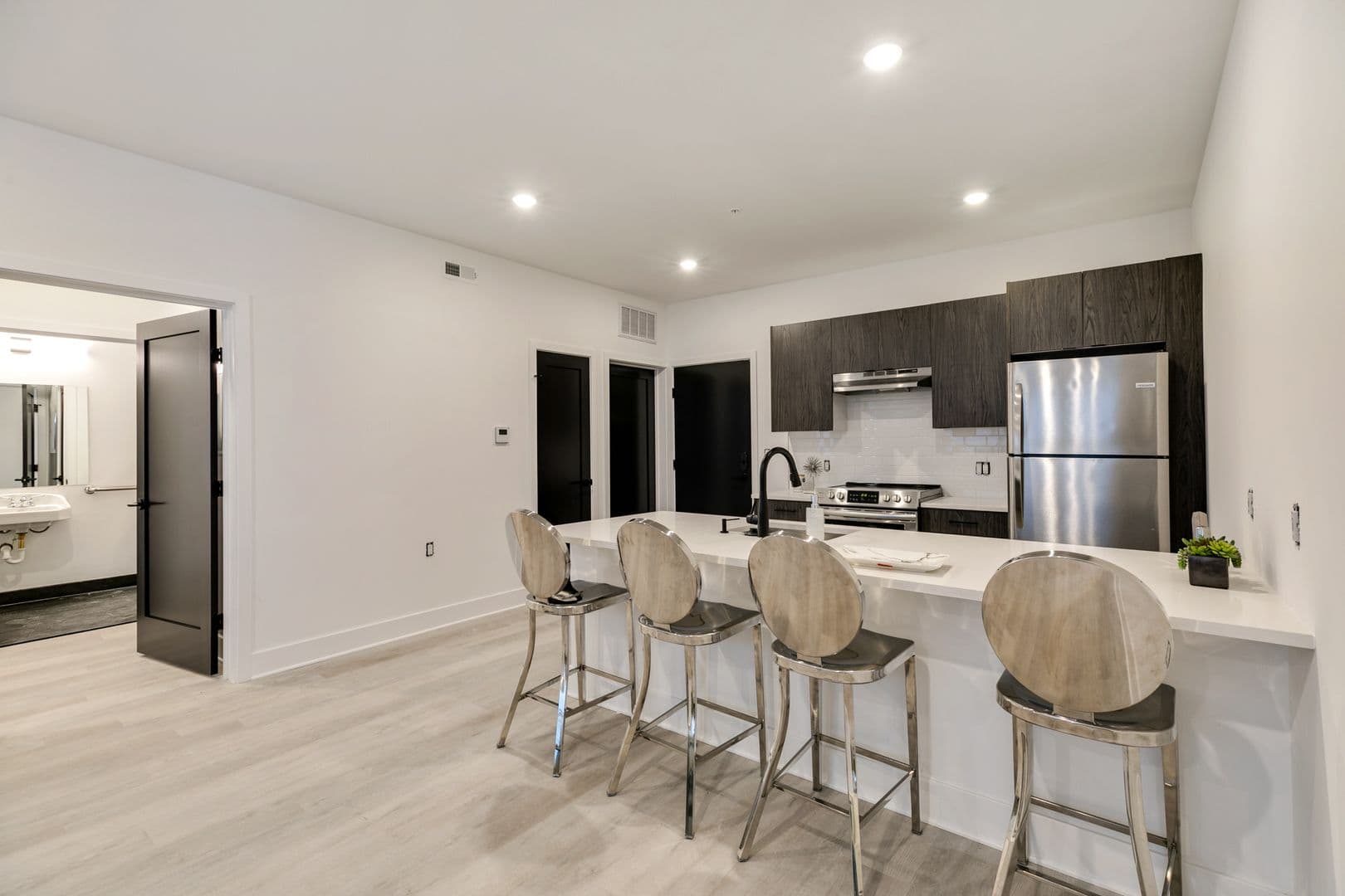 Philadelphia Apartment: 3051 Richmond St