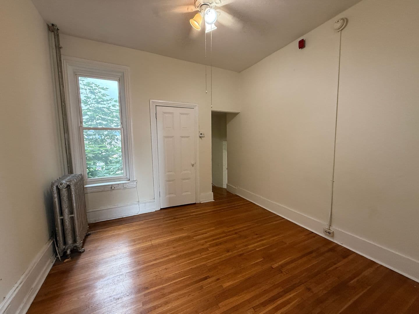 Philadelphia Apartment: 2808 W Girard Ave