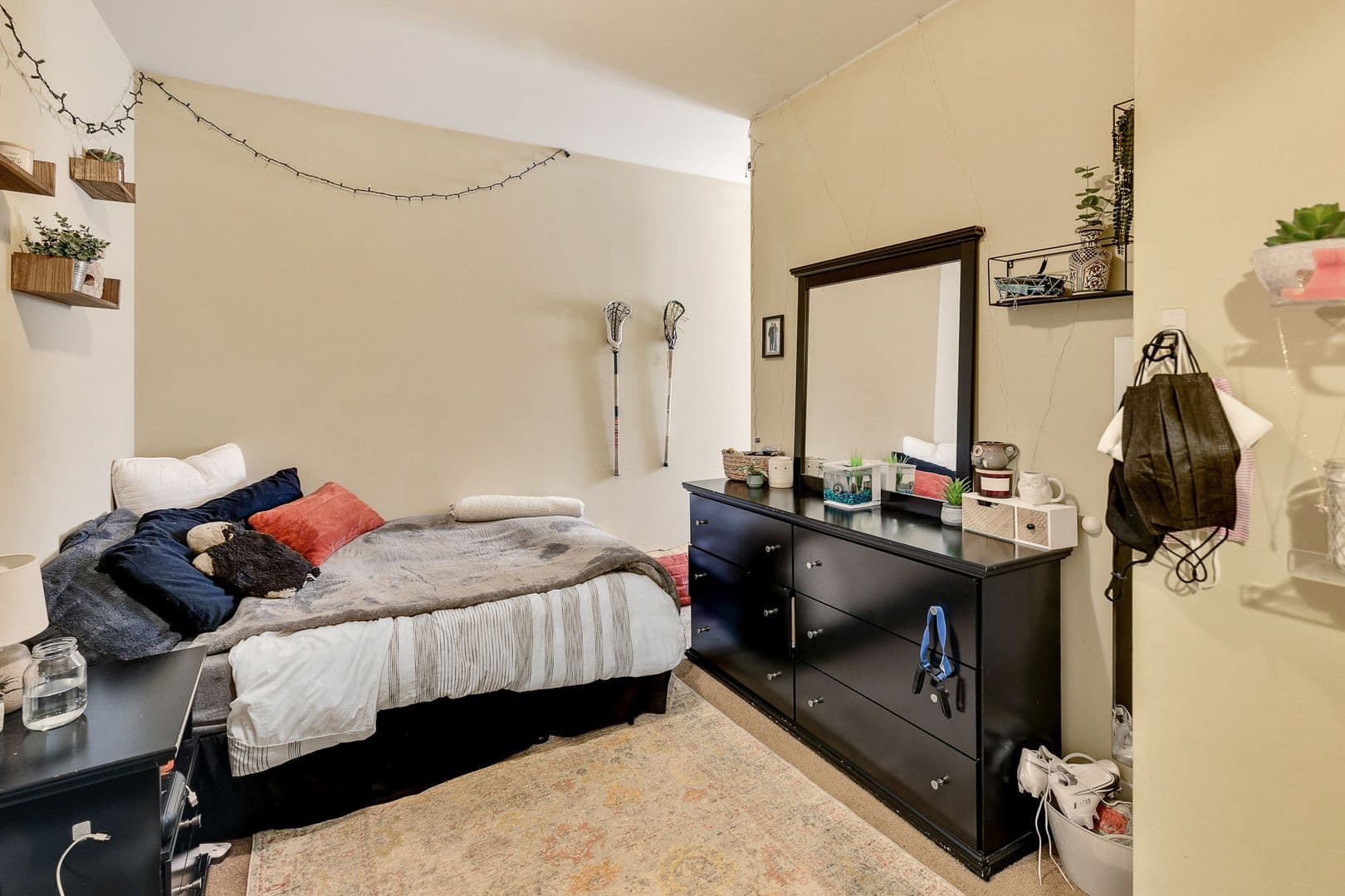 Philadelphia Apartment: 1816 N 17th St