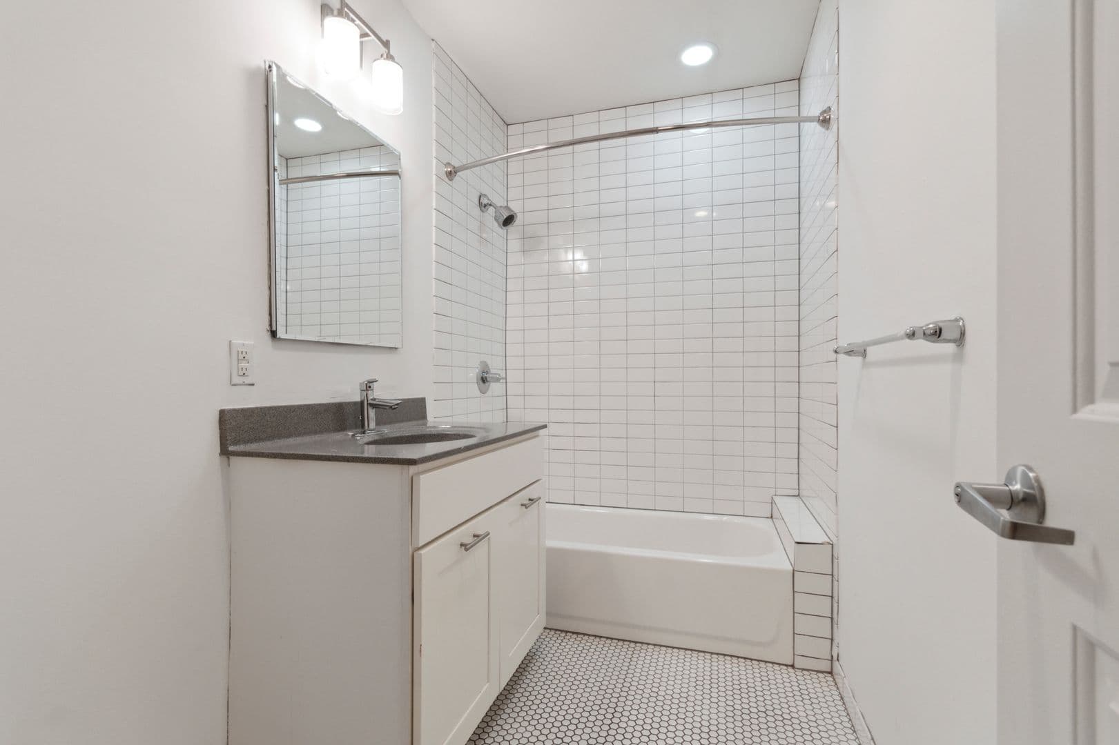 Philadelphia Apartment: 1518 N 15th St