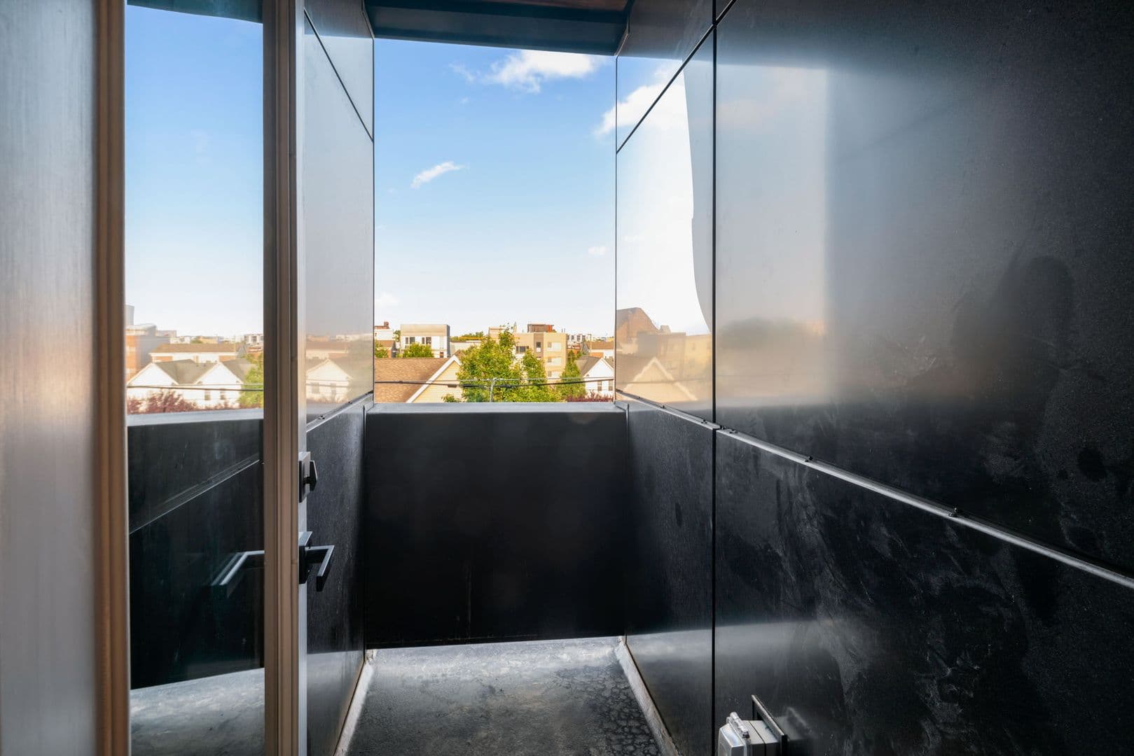 Philadelphia Apartment: 1520-22 N 8th St
