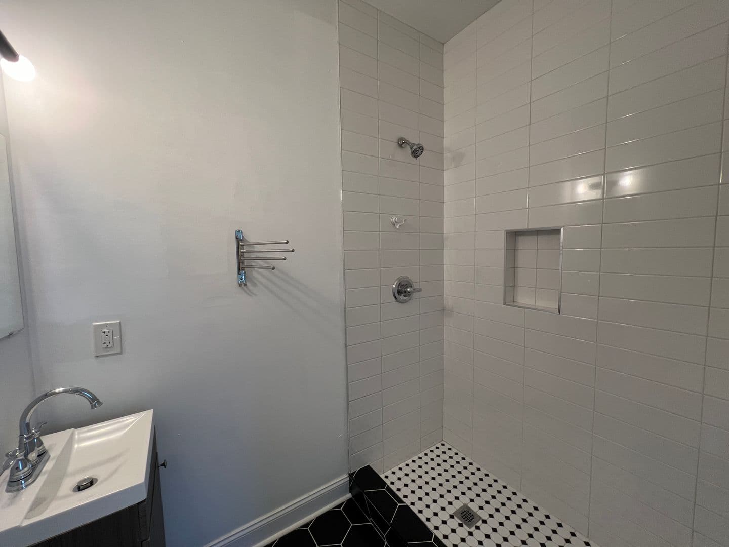 Philadelphia House: 1622 N Bouvier St