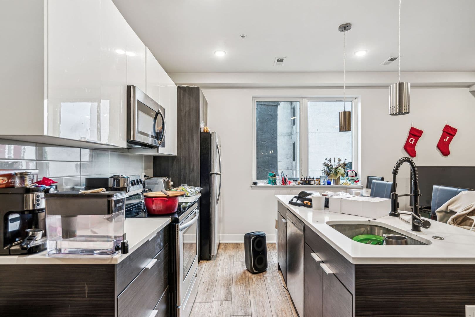 Philadelphia Apartment: 1620-24 Cecil B Moore