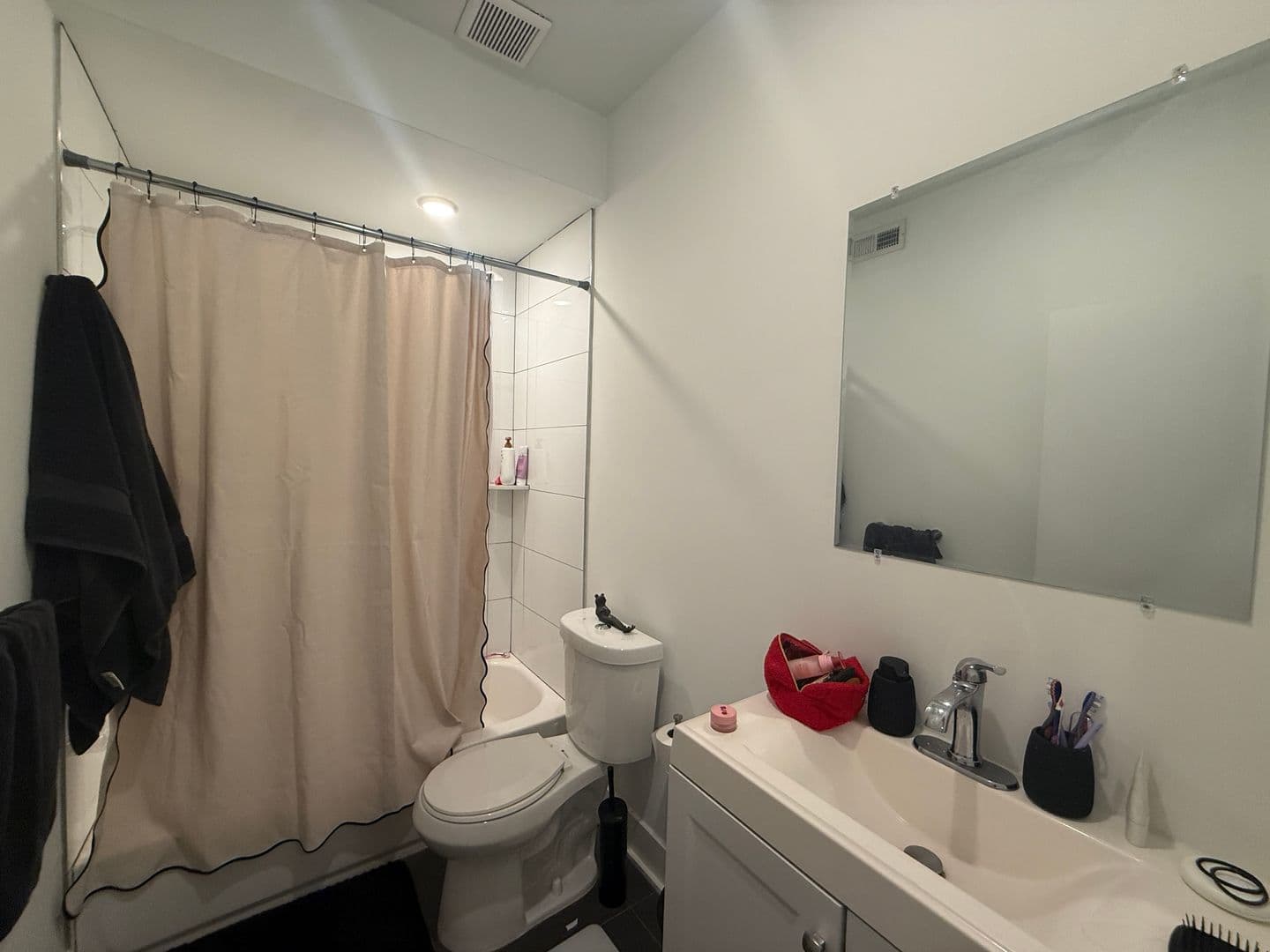 Philadelphia Apartment: 1620-24 Cecil B Moore