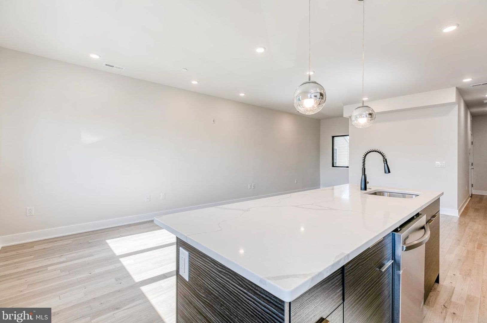 Philadelphia Apartment: 1506 N 8th St