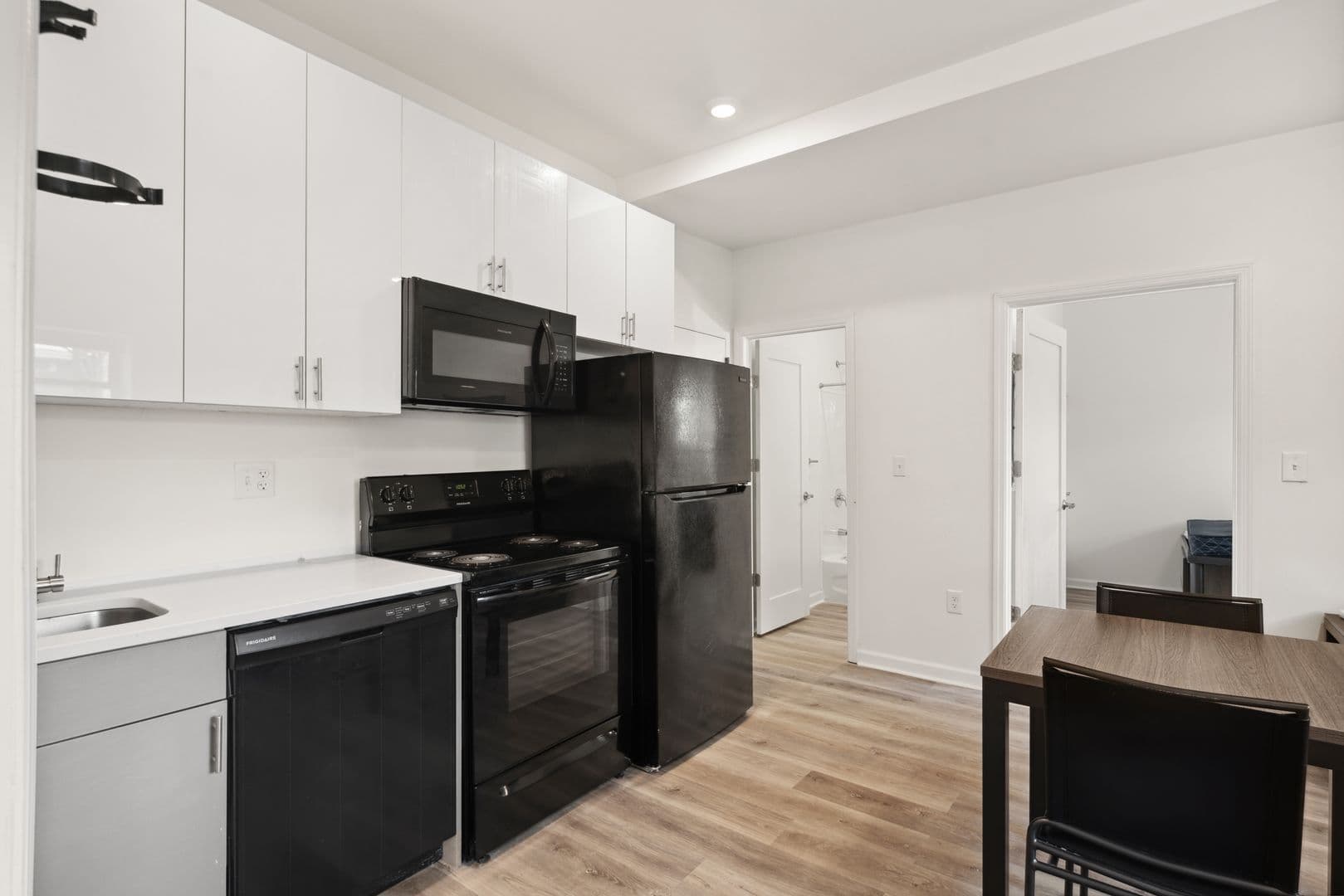 Philadelphia Apartment: 1532 N 16th St
