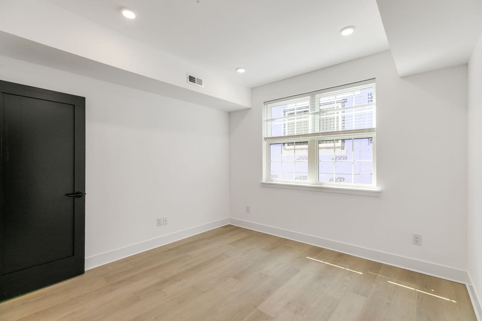 Philadelphia Apartment: 3051 Richmond St