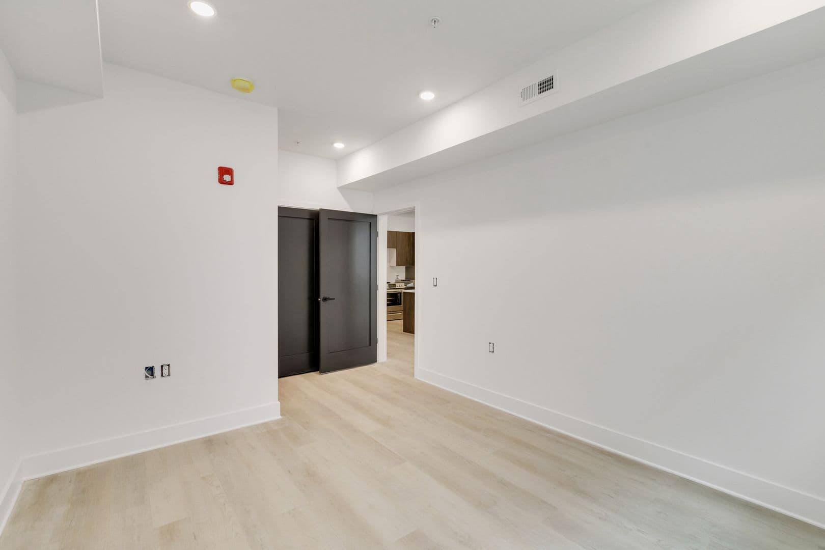 Philadelphia Apartment: 3051 Richmond St