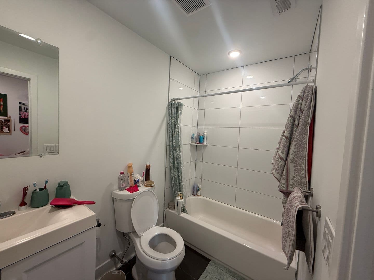 Philadelphia Apartment: 1620-24 Cecil B Moore