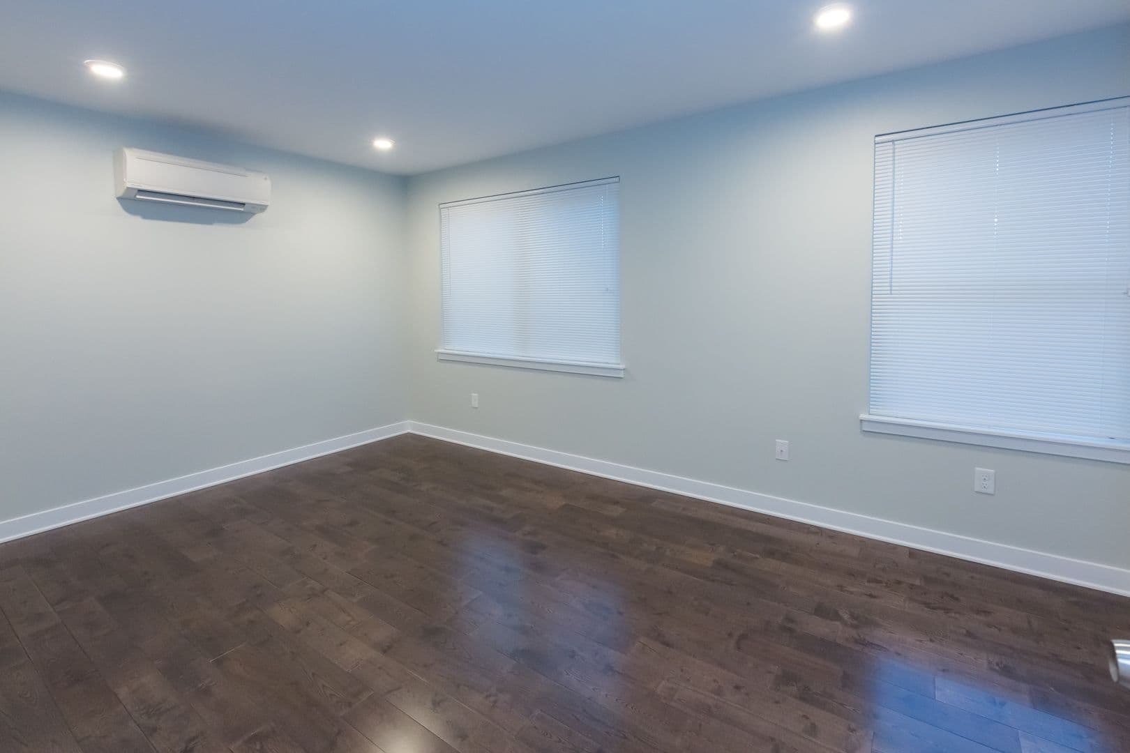Philadelphia Apartment: 1228-32 W College Ave