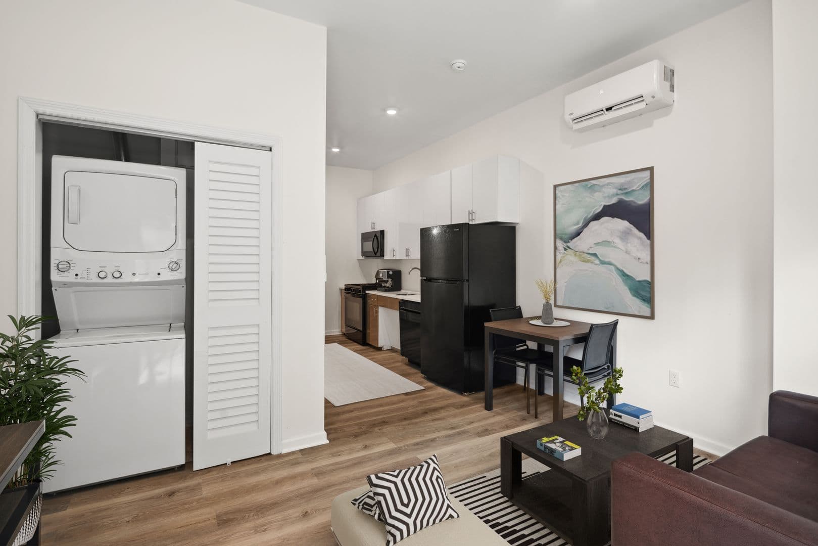 Philadelphia Apartment: 1532 N 16th St