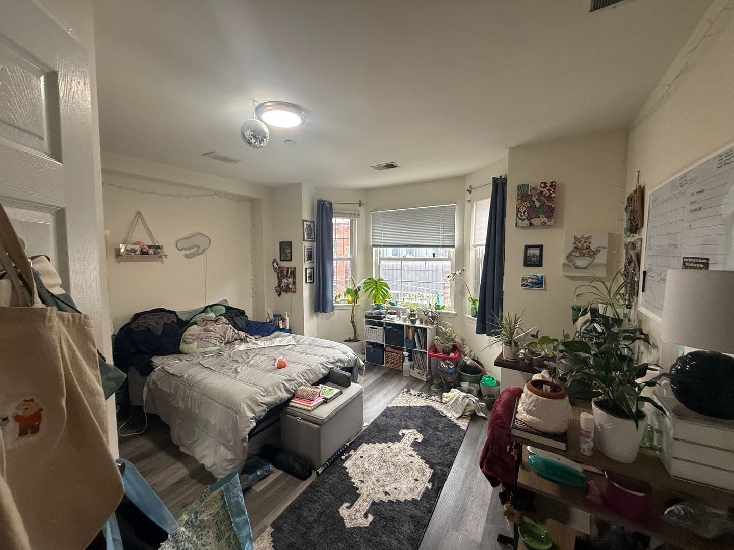 Philadelphia Apartment: 1836 Bouvier St