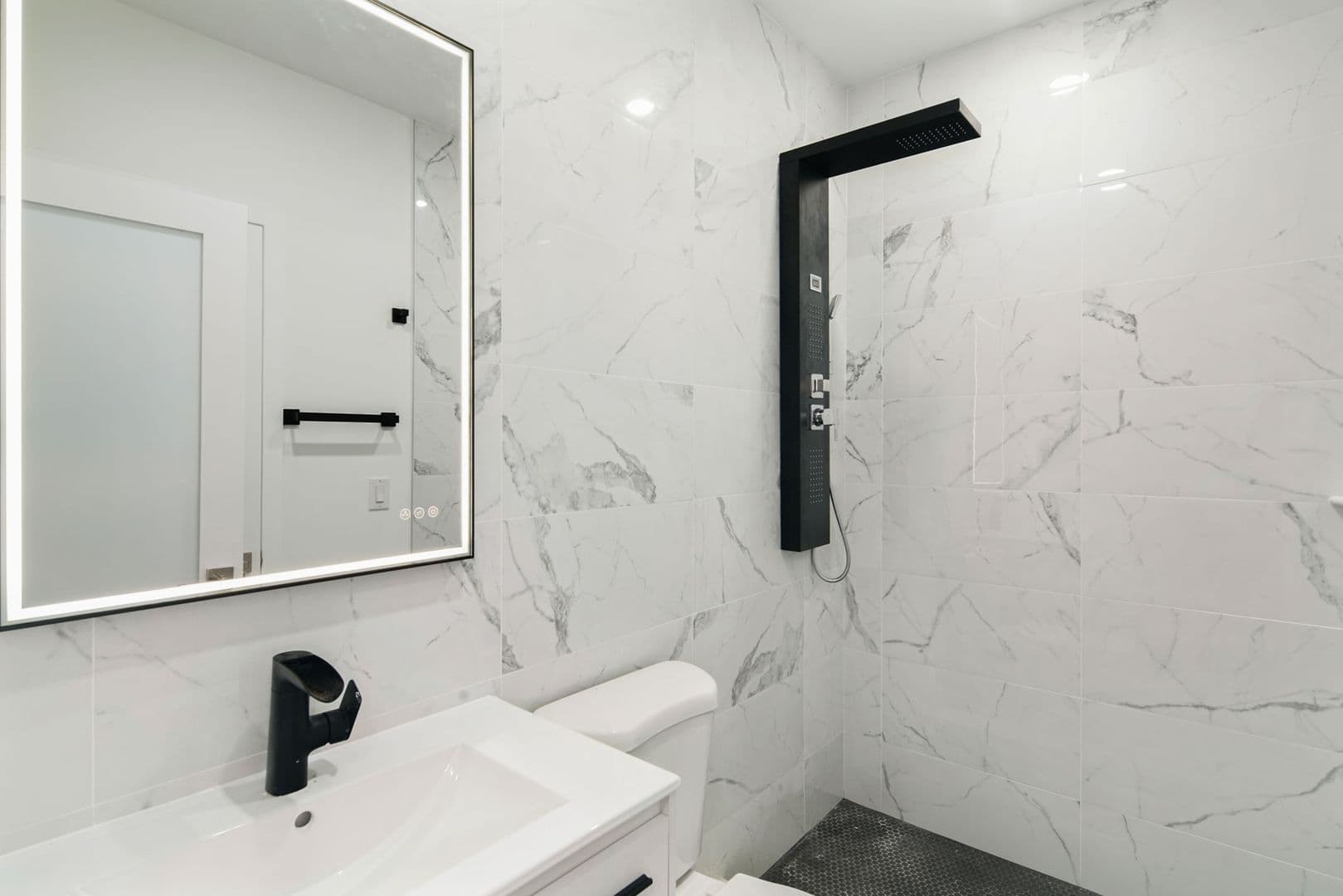Philadelphia Apartment: 1520-22 N 8th St