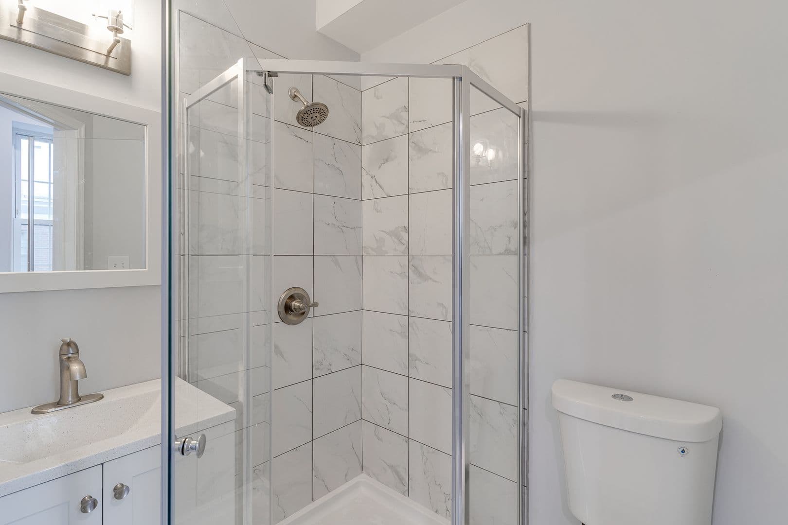 Philadelphia Apartment: 1727 Arlington St