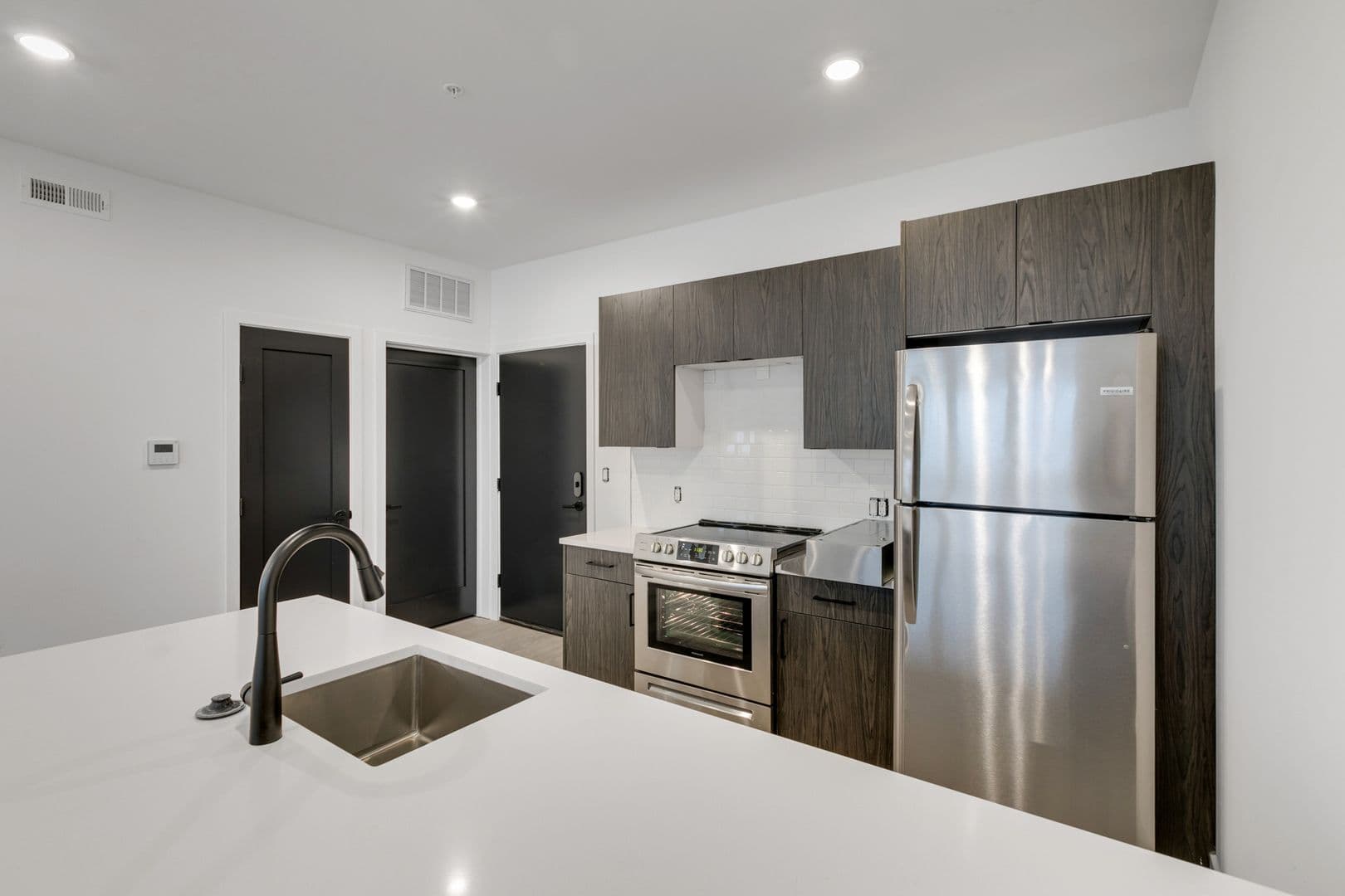 Philadelphia Apartment: 3051 Richmond St