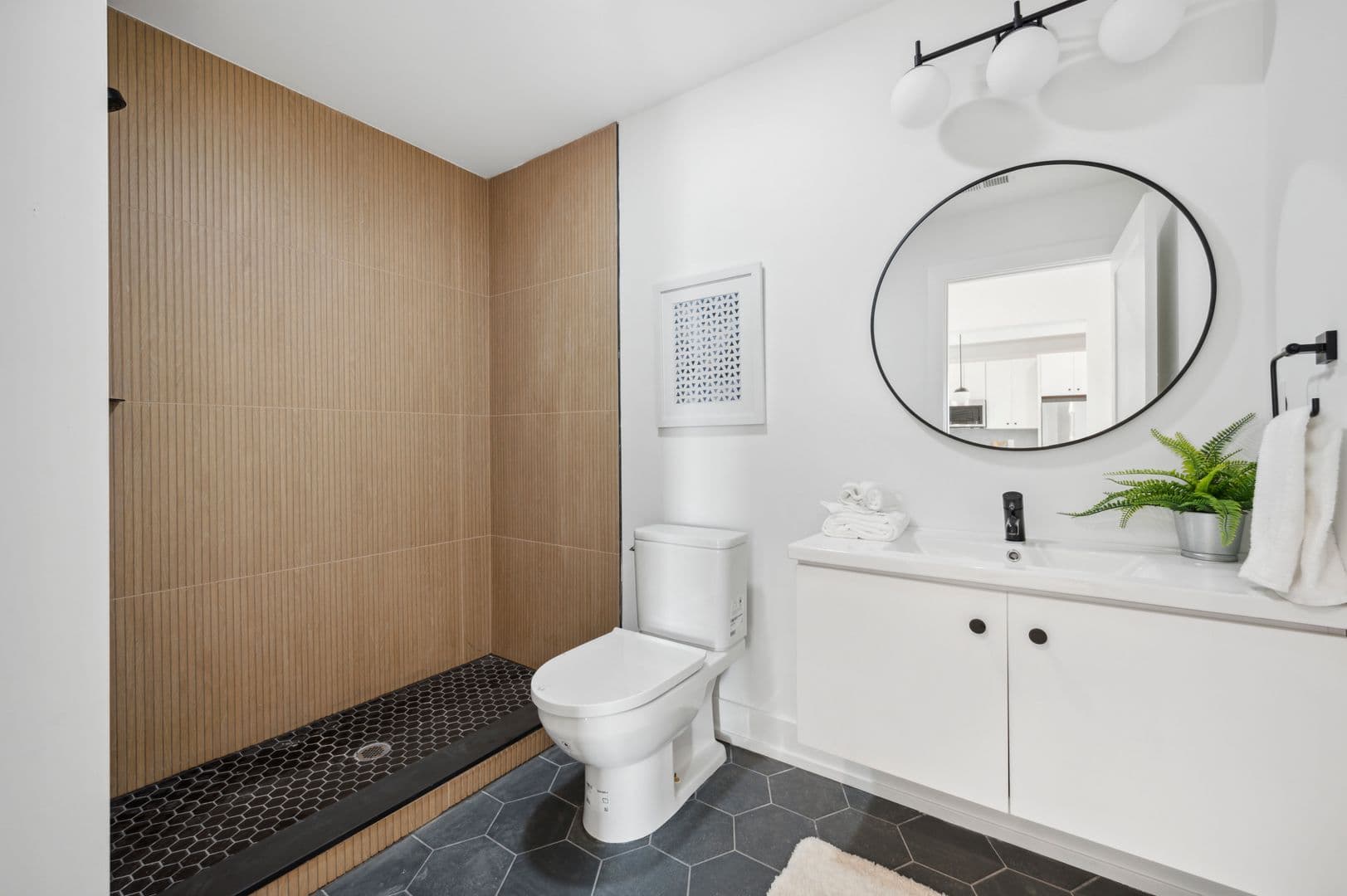 Philadelphia Apartment: 3039 Richmond St