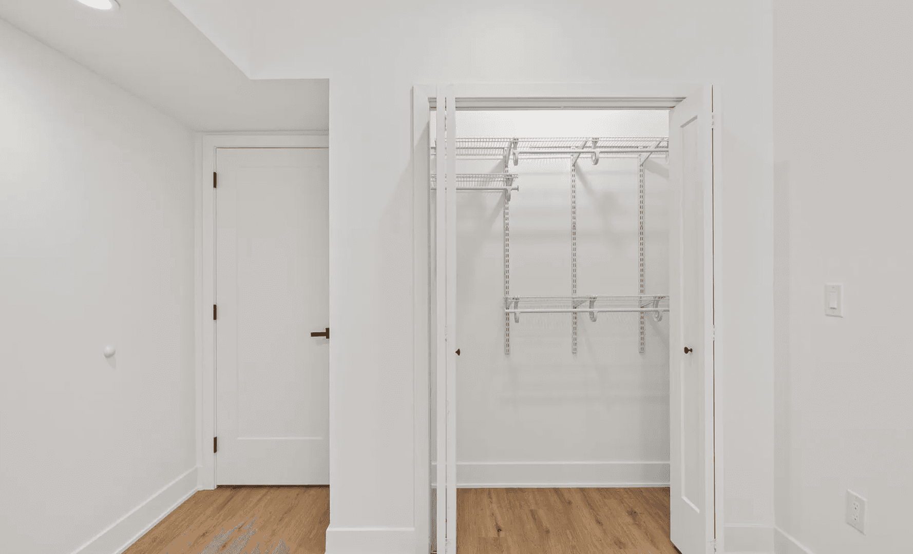 Philadelphia House: 1546 N Darien St