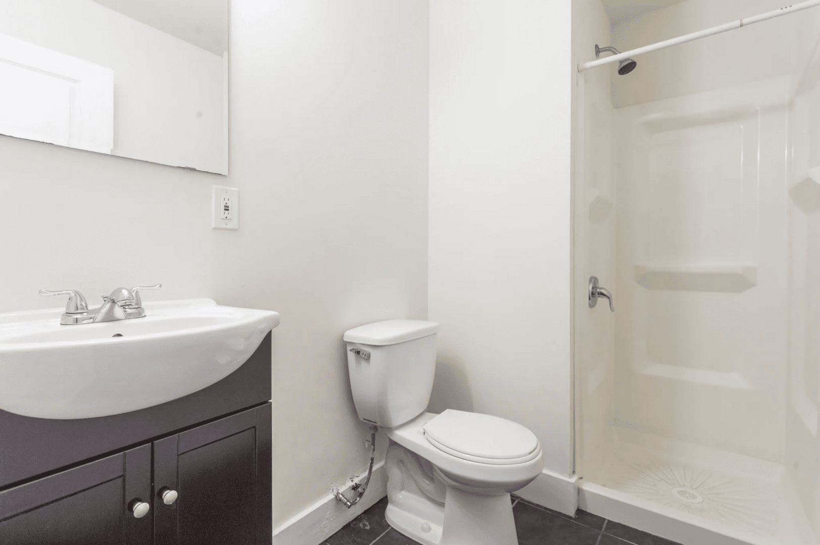 Philadelphia Apartment: 1706 Fontain St