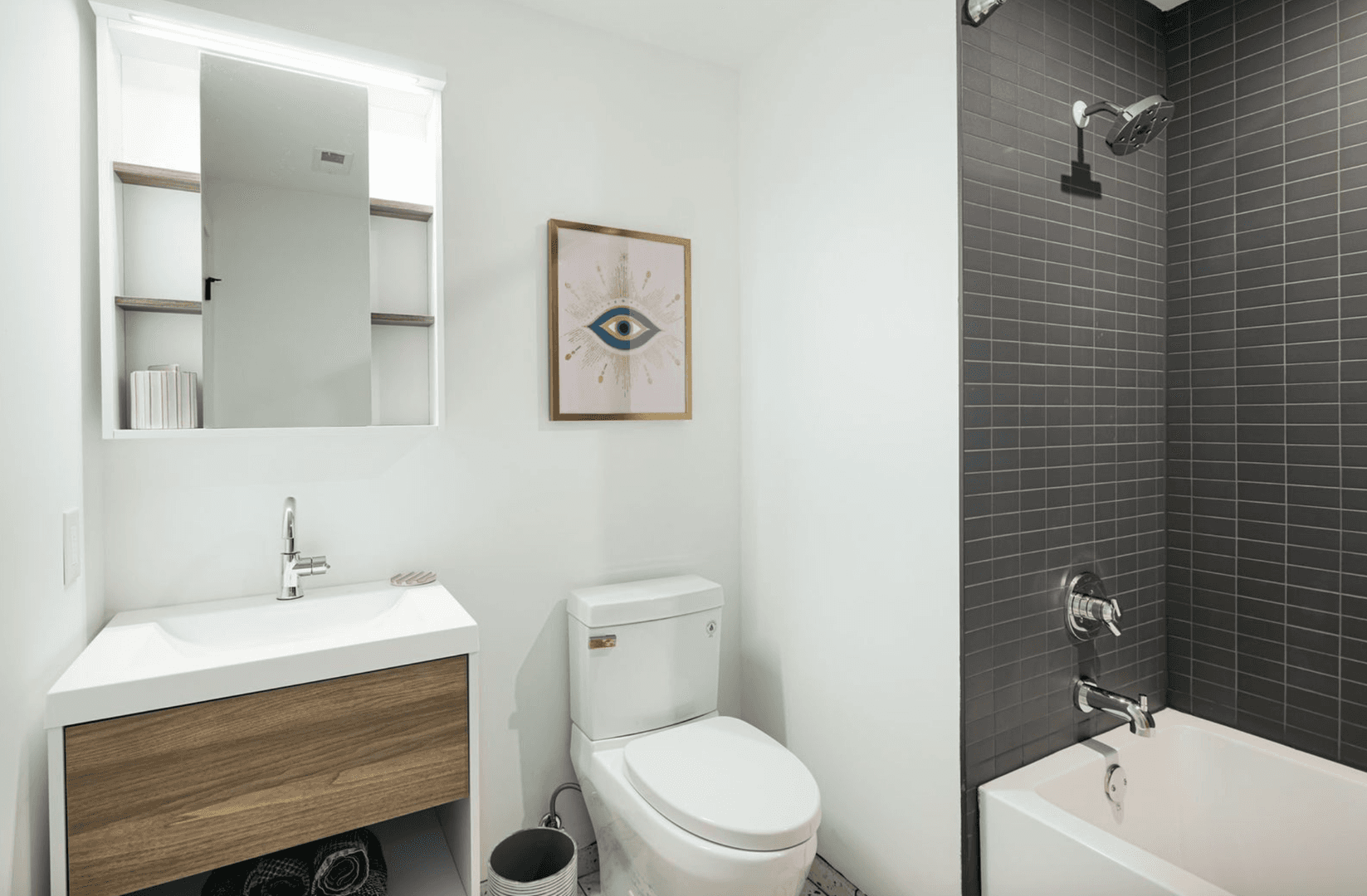 Philadelphia Apartment: 5015 Springfield Avenue