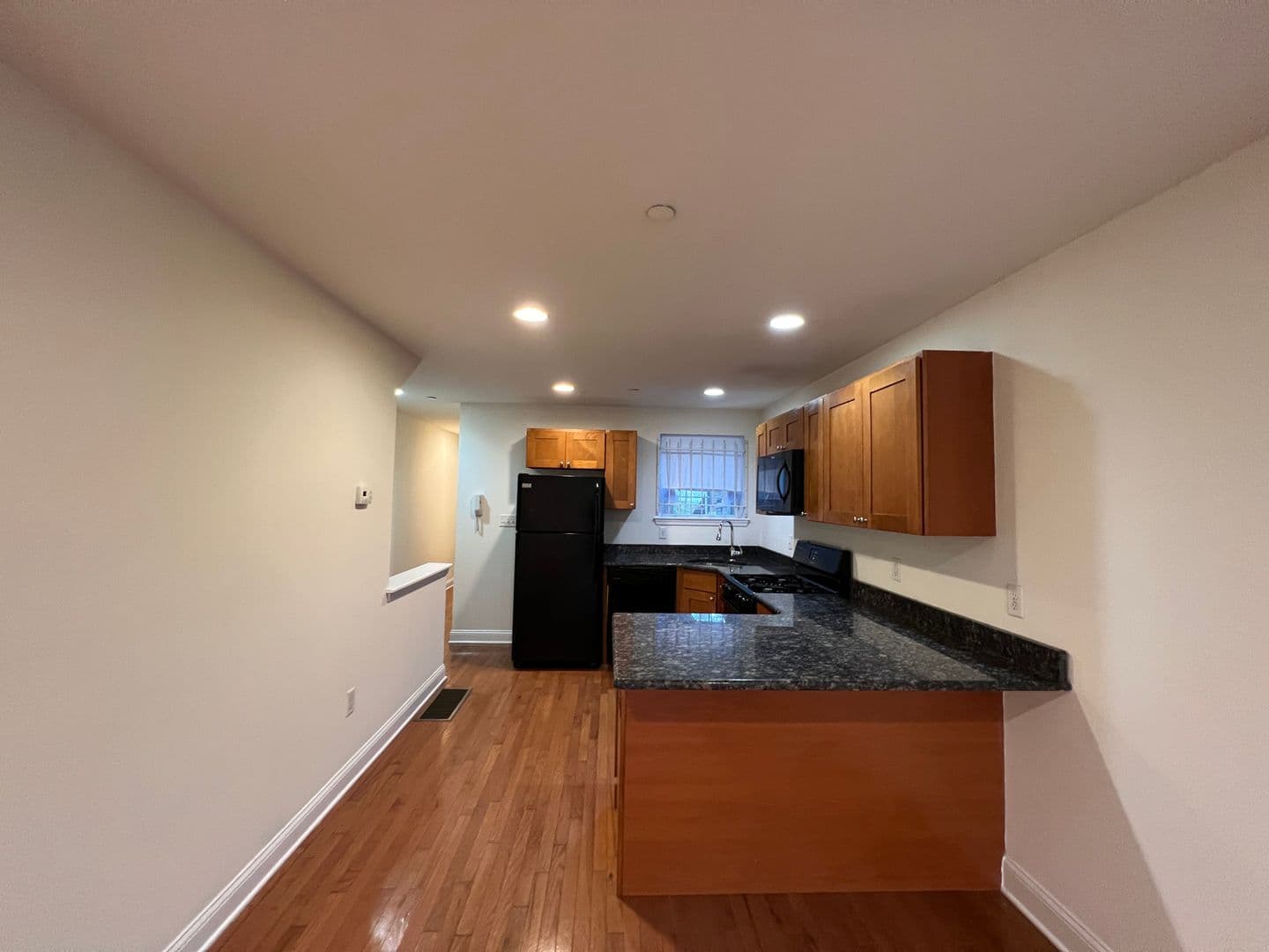 Philadelphia Apartment: 2219 N Camac St