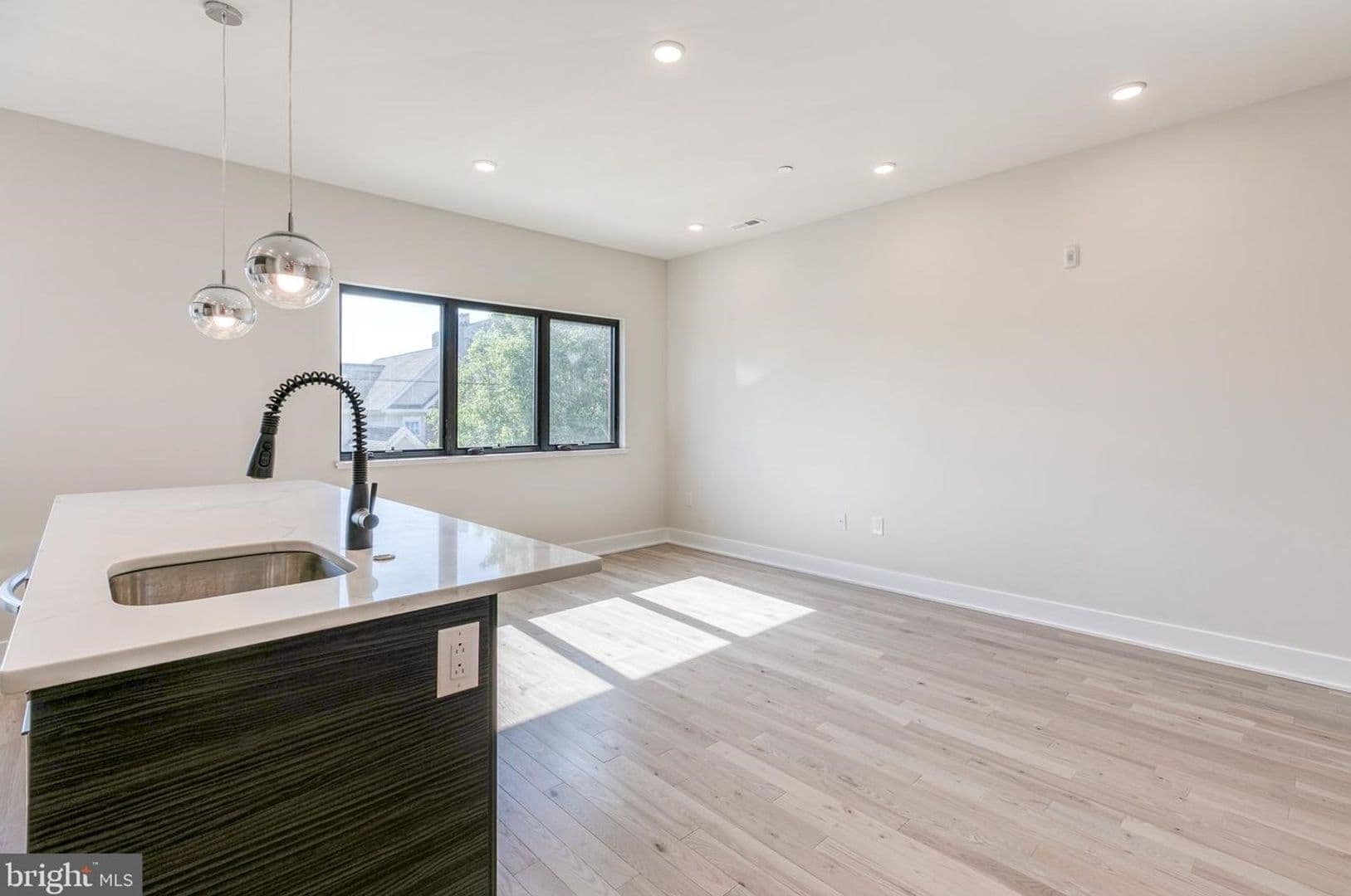 Philadelphia Apartment: 1506 N 8th St