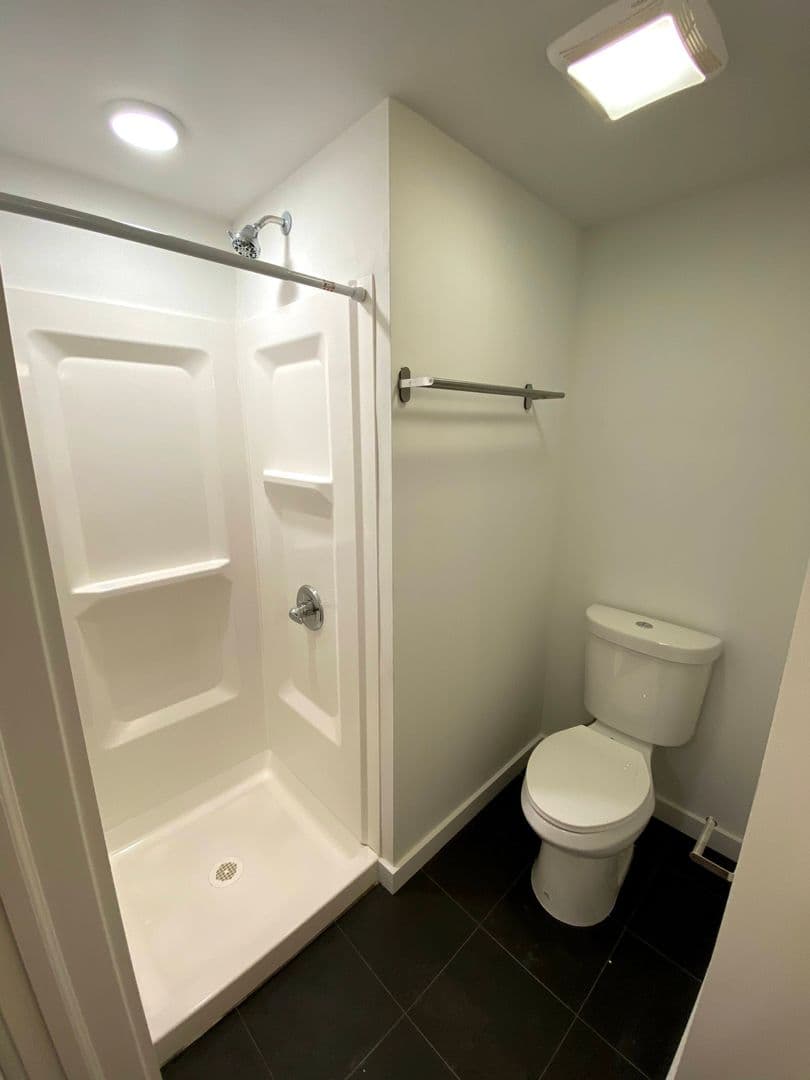 Philadelphia Apartment: 1537 Cecil B Moore