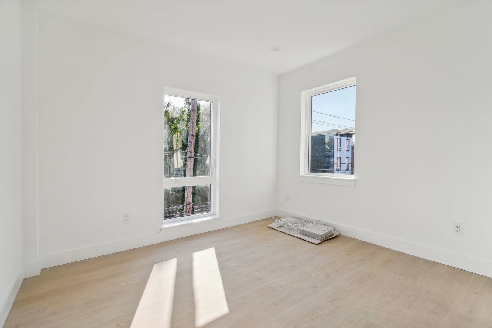 Philadelphia Apartment: 2400 W Montgomery Ave