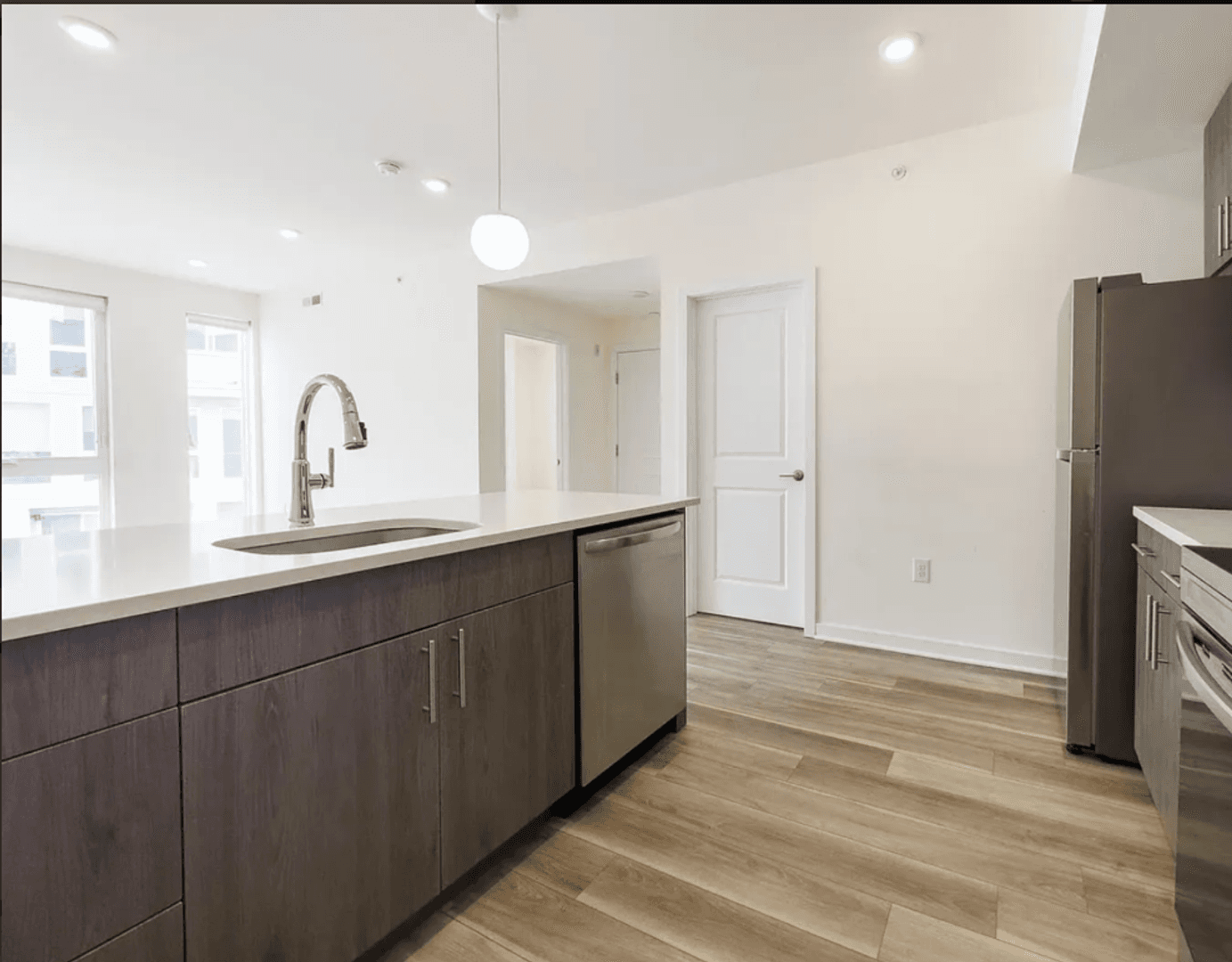 Philadelphia Apartment: 1660 Germantown Ave