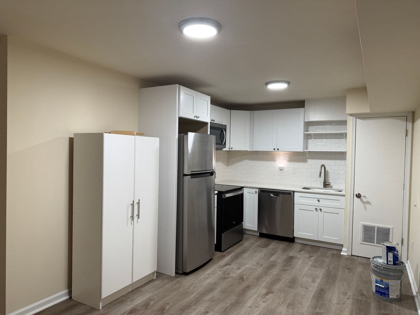 Philadelphia Apartment: 1713 W Berks St