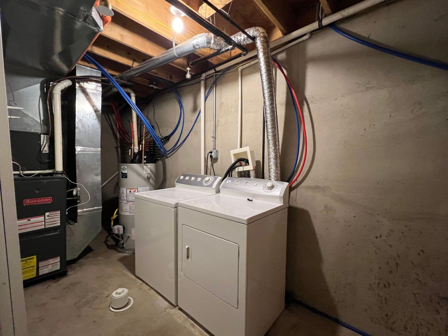 Philadelphia Apartment: 2219 N Camac St
