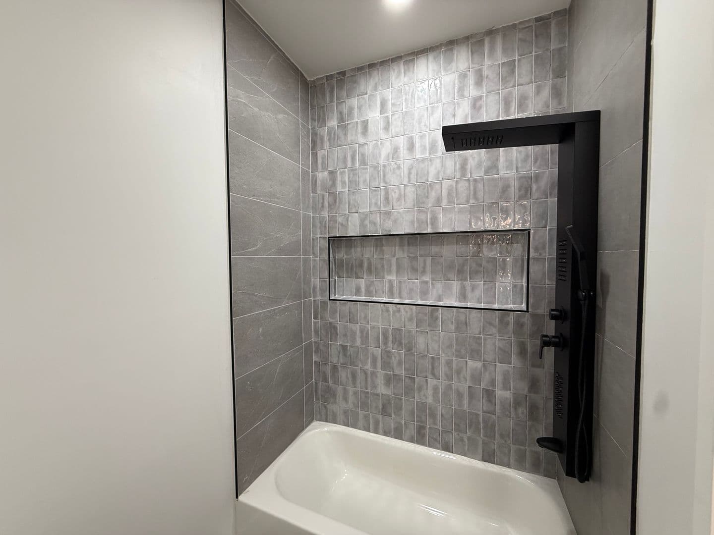 Philadelphia House: 1557 N 29th St