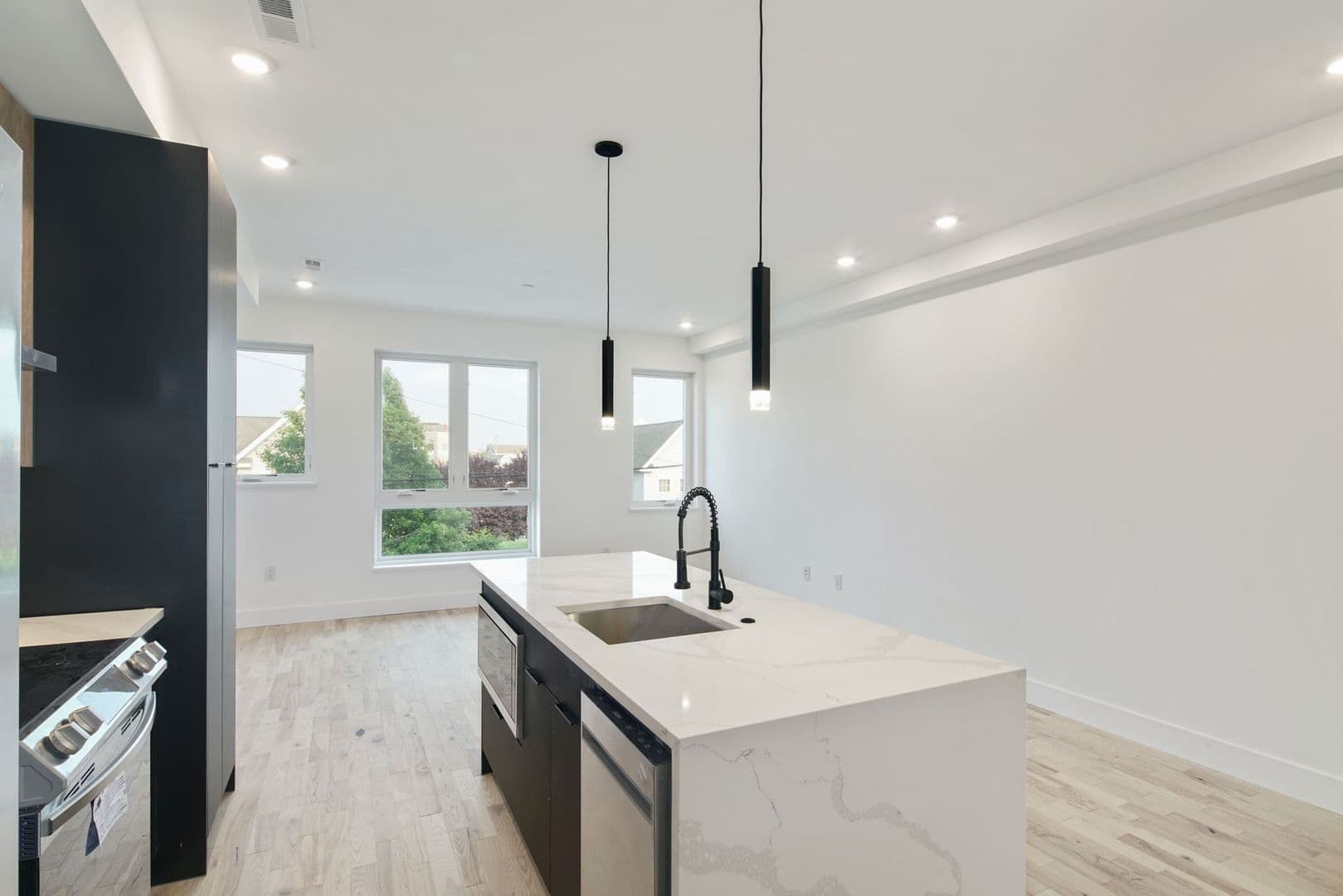 Philadelphia Apartment: 1520-22 N 8th St