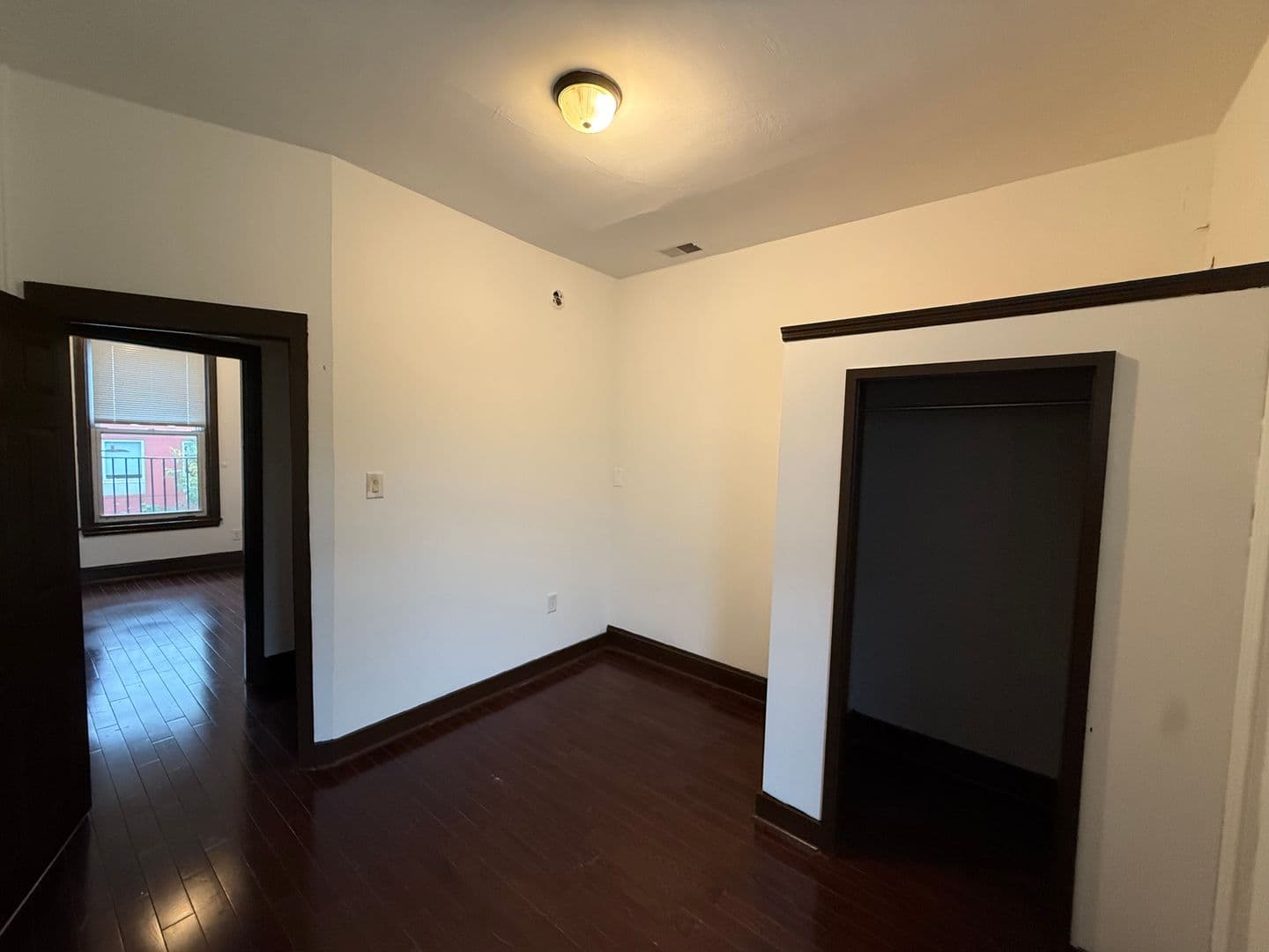 Philadelphia Apartment: 1533 Cecil B Moore Ave