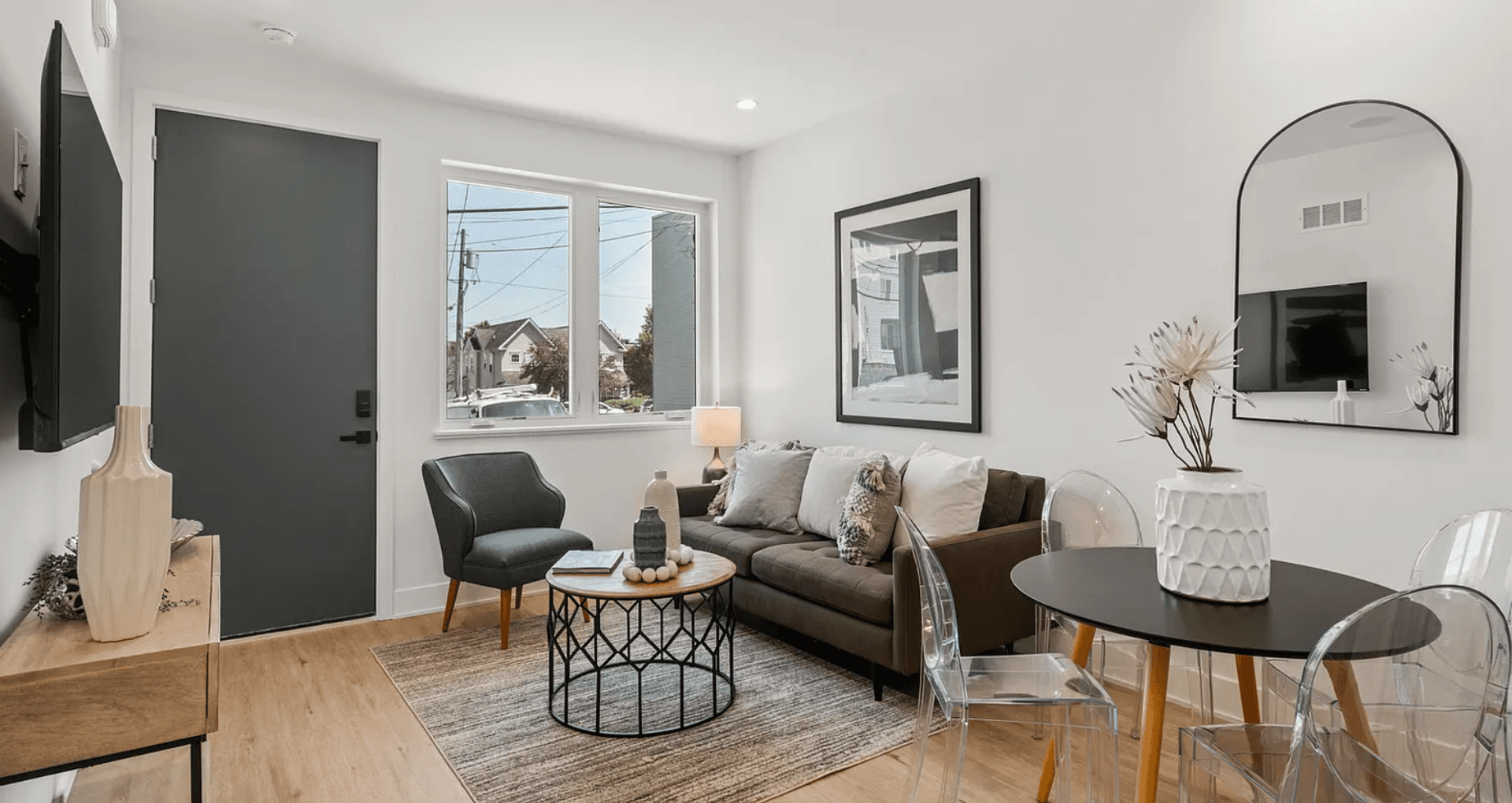 Philadelphia House: 1546 N Darien St