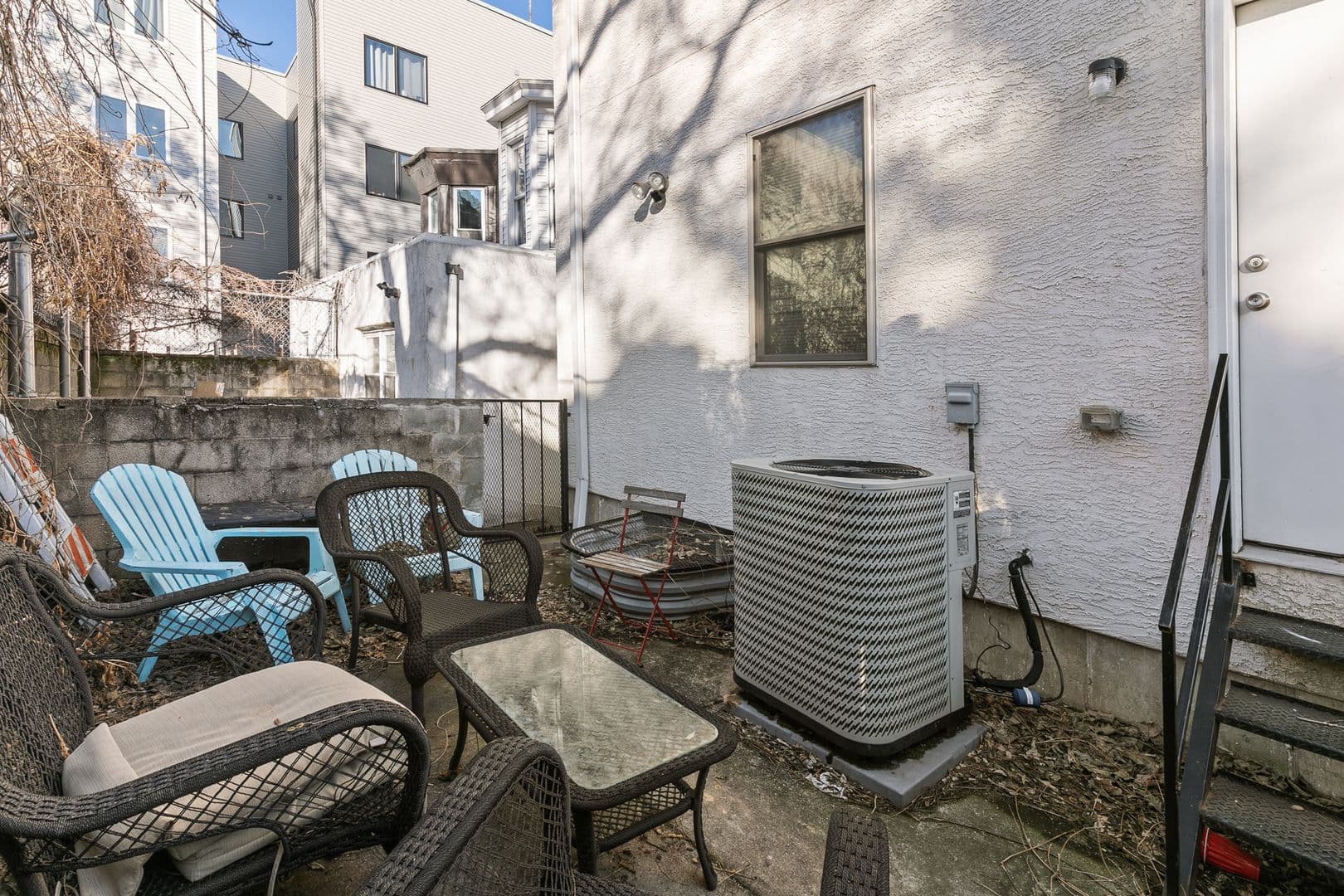Philadelphia Apartment: 1628 Willington St