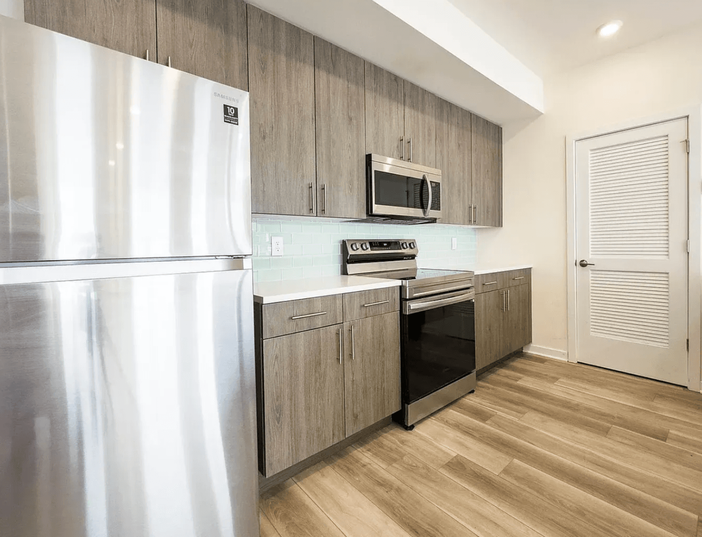 Philadelphia Apartment: 1660 Germantown Ave