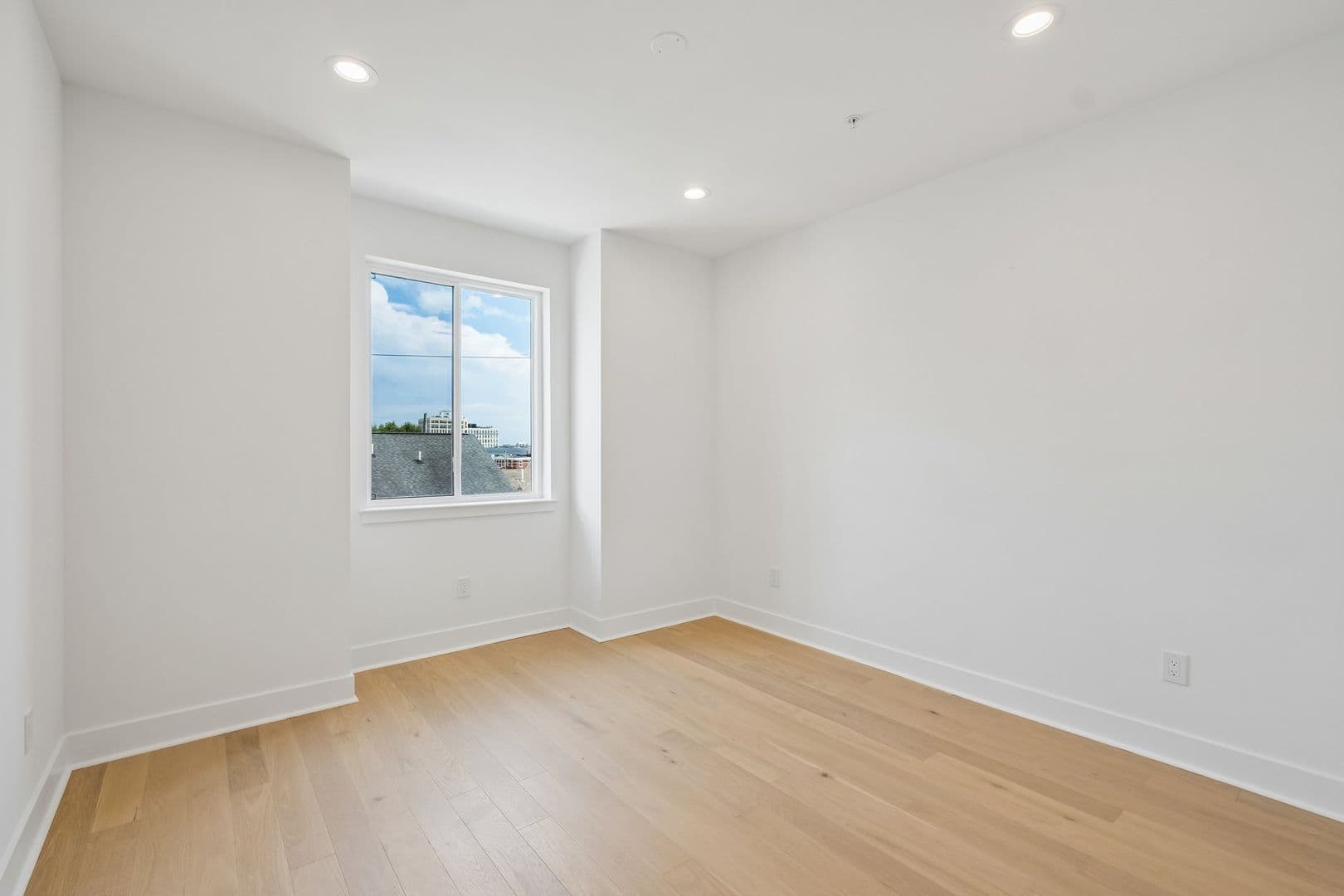 Philadelphia House: 1518 N Darien St