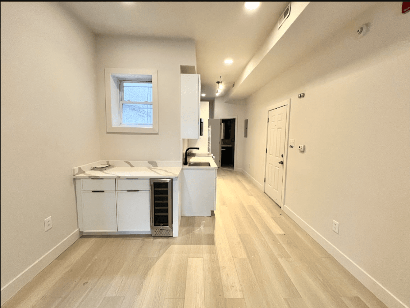 Philadelphia Apartment: 1322 N 17th St